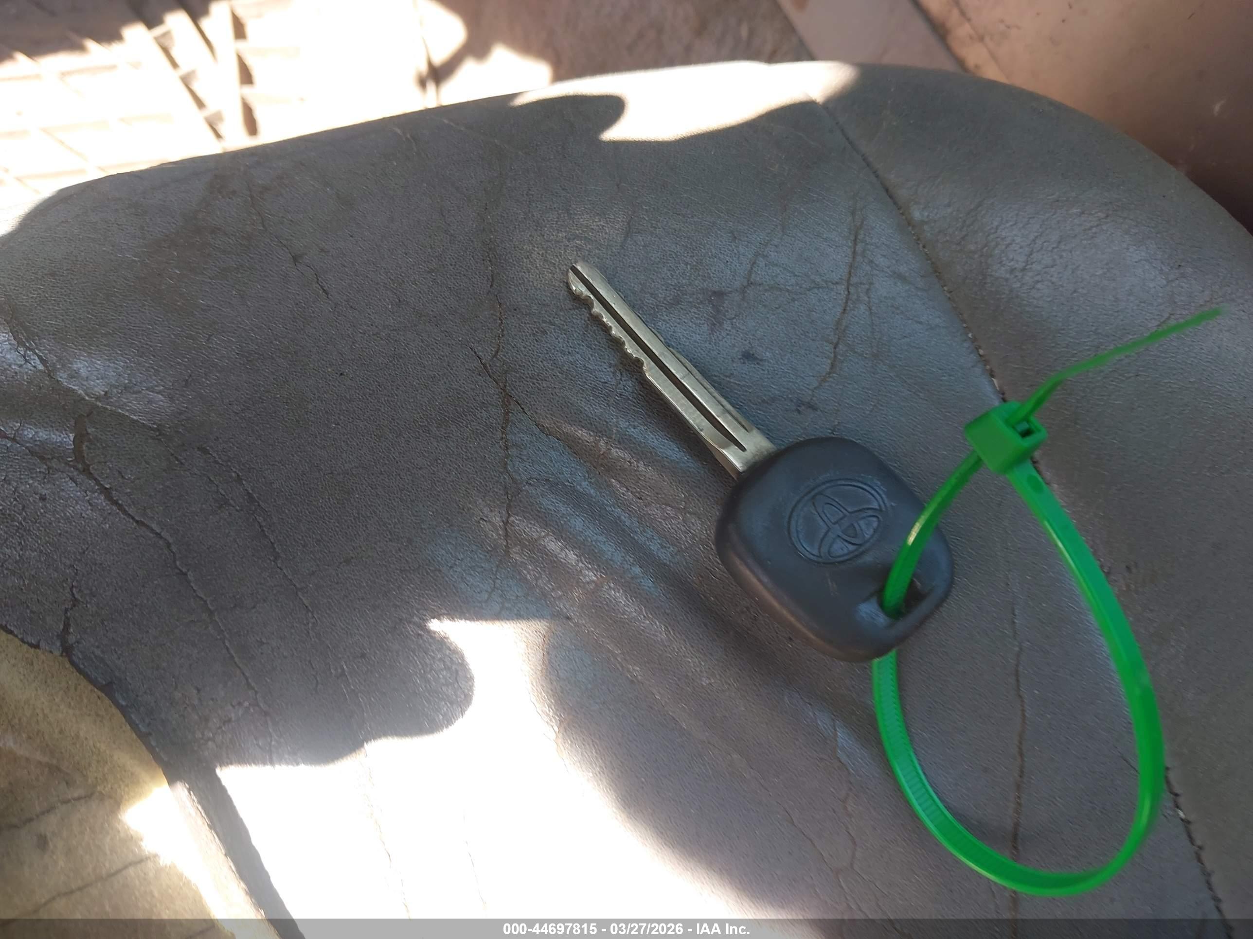 TOYOTA 4RUNNER image 11