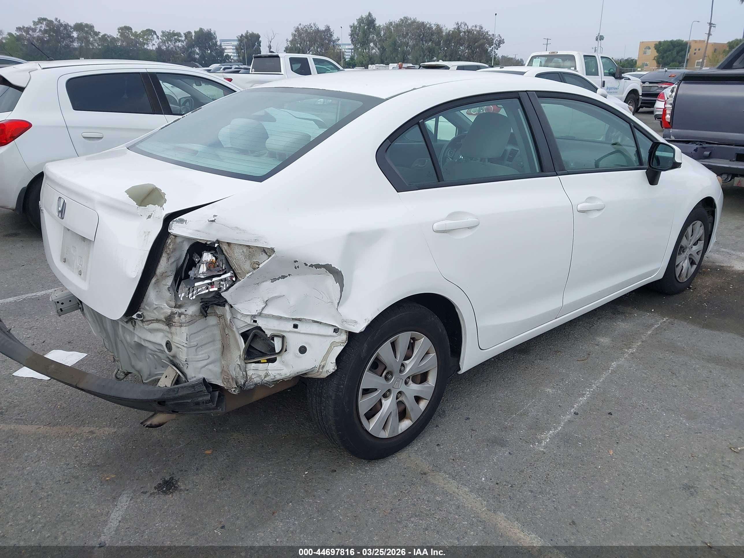 HONDA CIVIC image 4