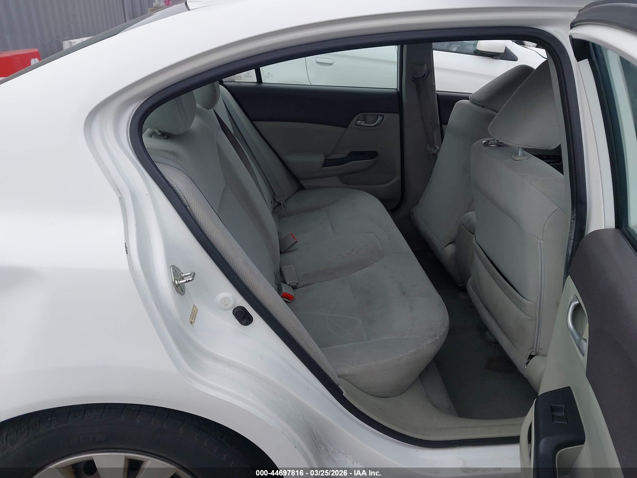HONDA CIVIC image 8