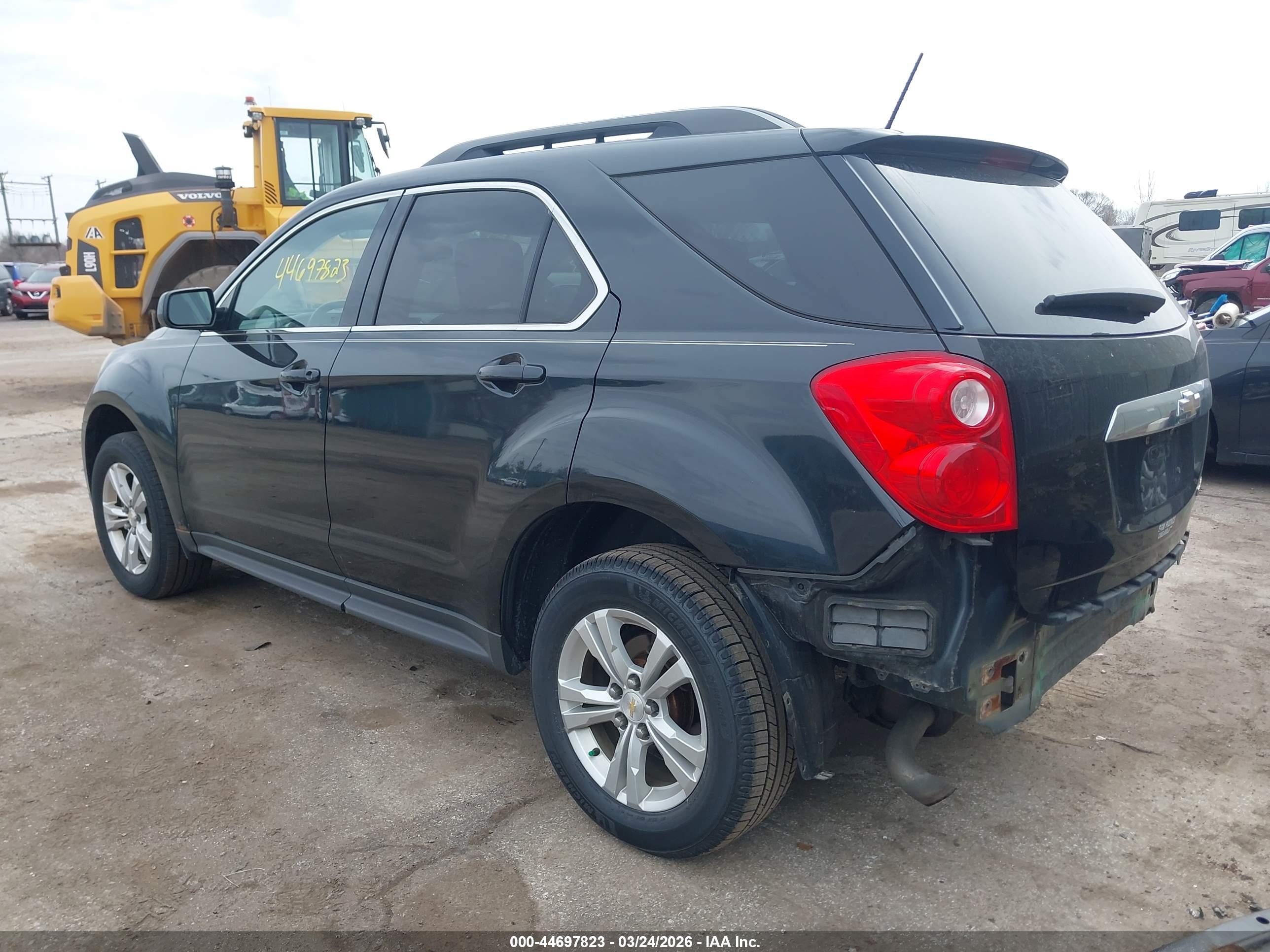 CHEVROLET EQUINOX image 3