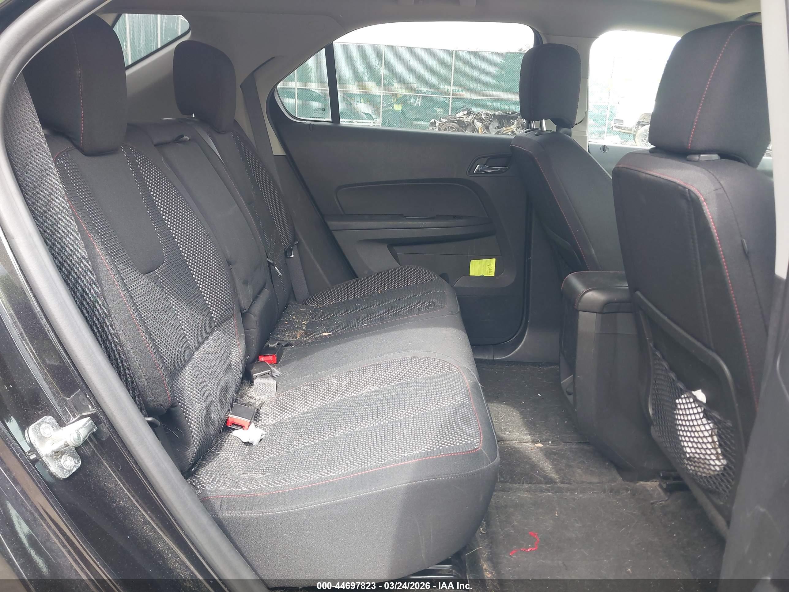 CHEVROLET EQUINOX image 8