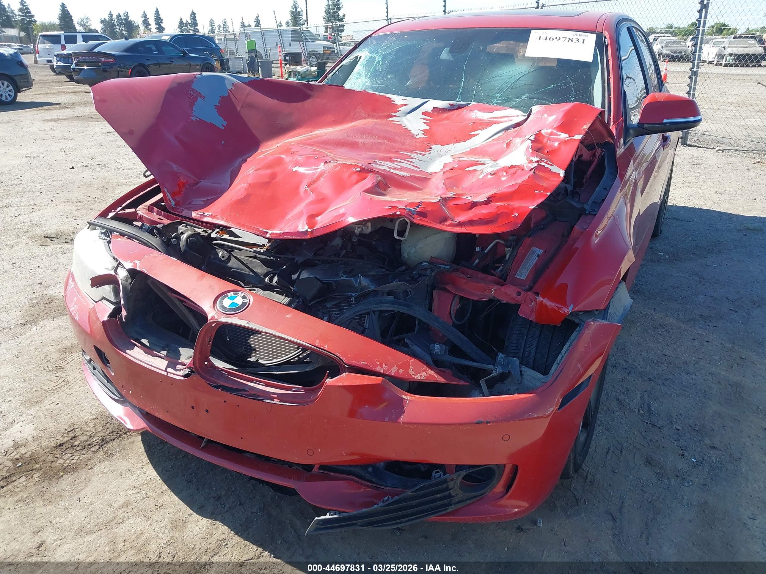 BMW 320I image 6