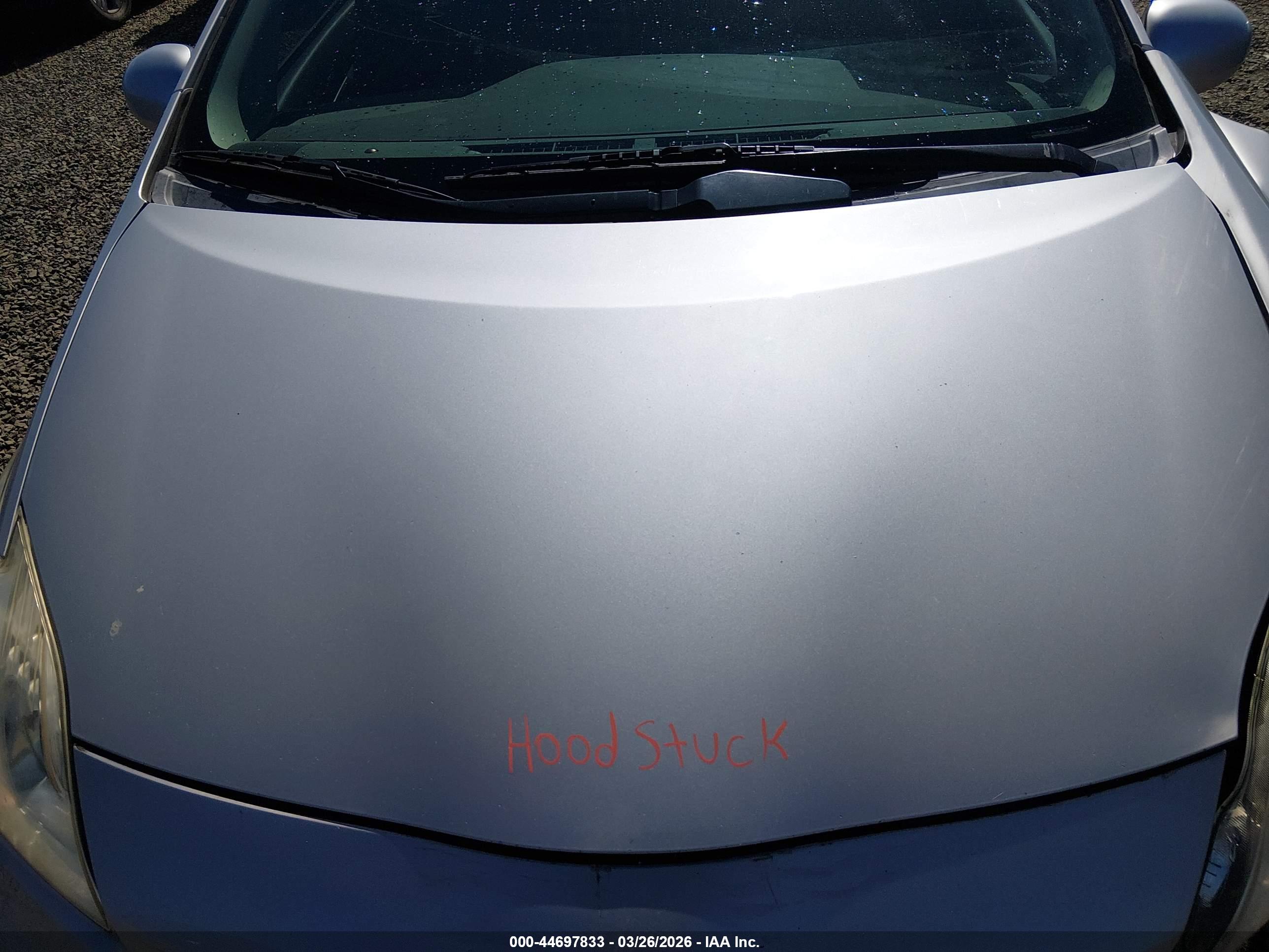 TOYOTA PRIUS image 10