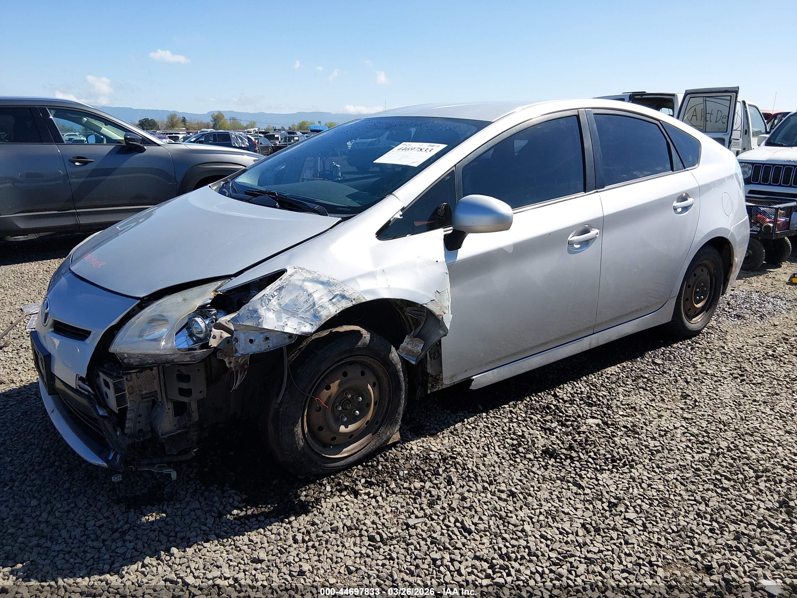 TOYOTA PRIUS image 2