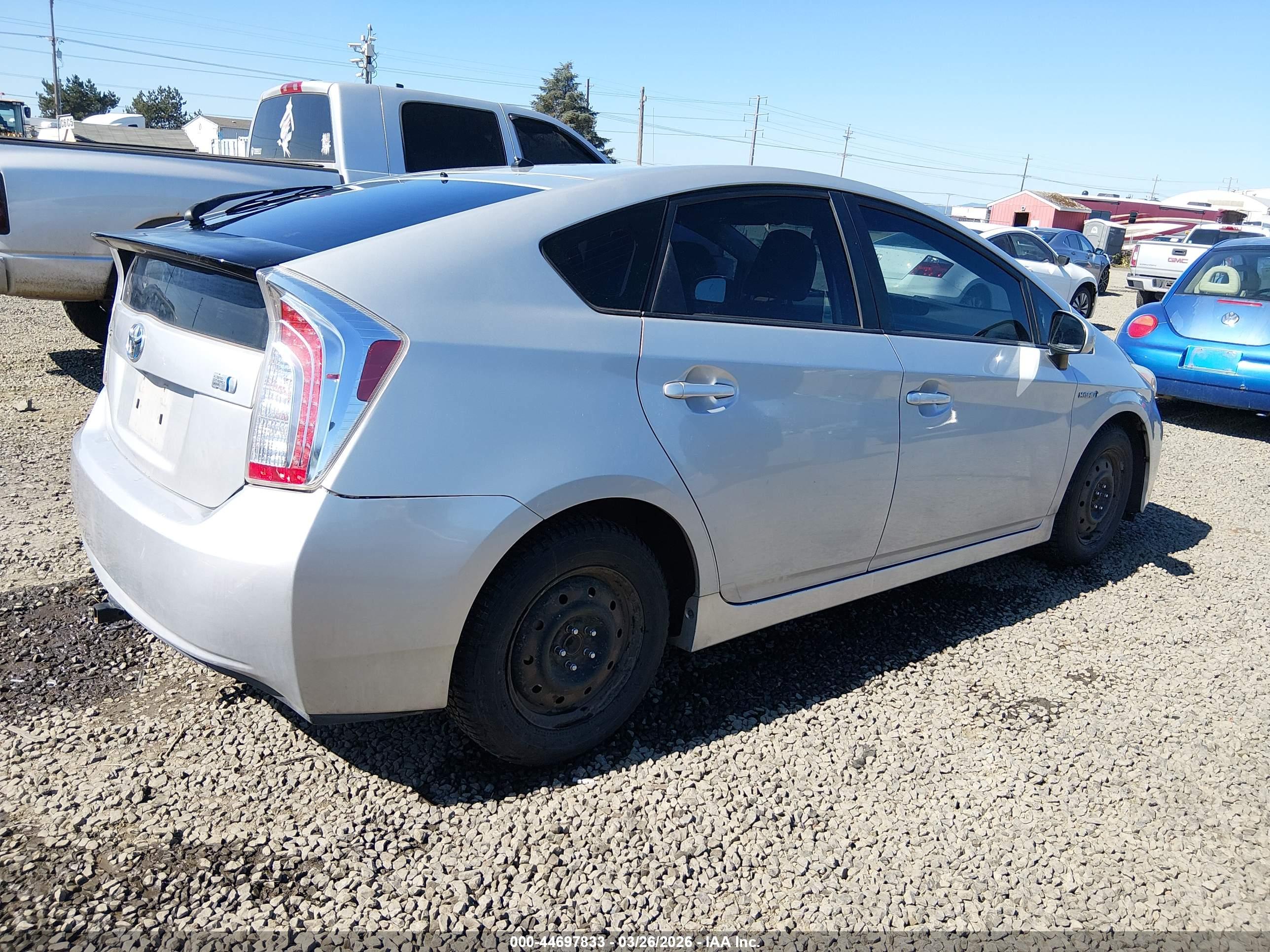 TOYOTA PRIUS image 4