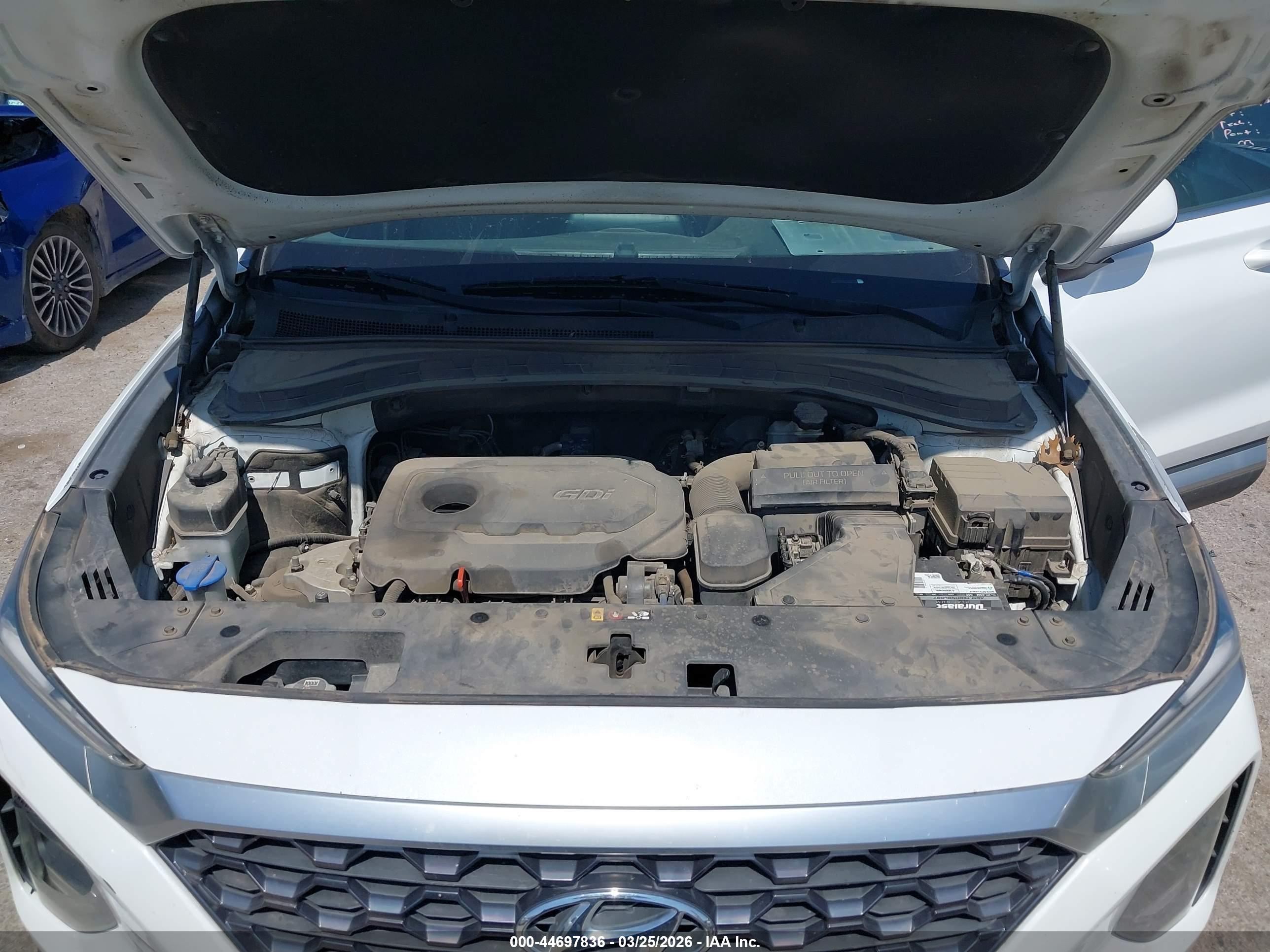HYUNDAI SANTA image 10