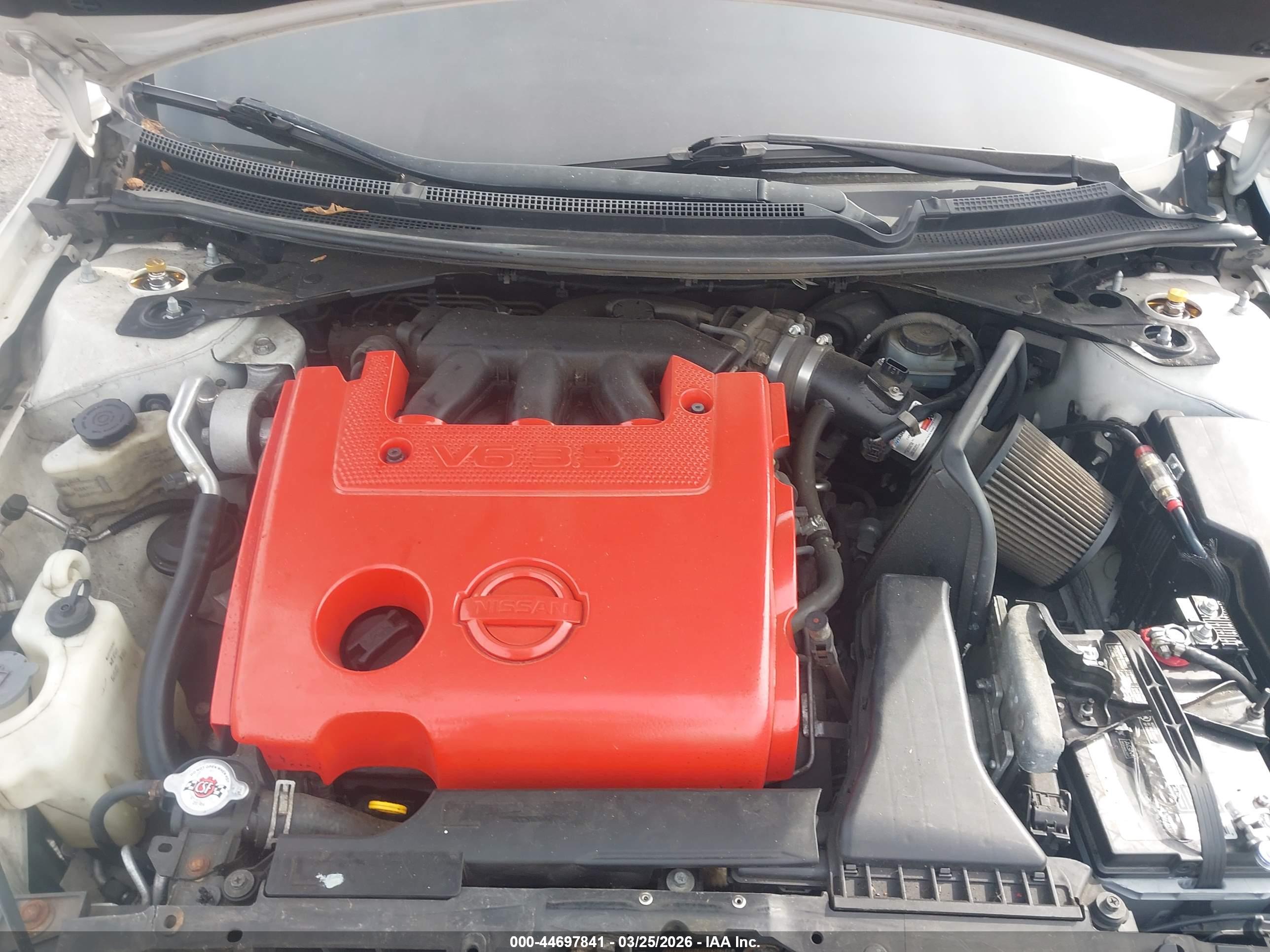 NISSAN ALTIMA image 10