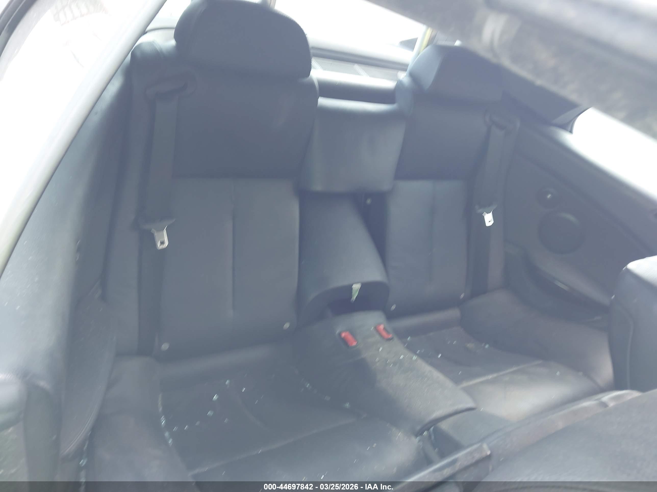 BMW 650I image 8