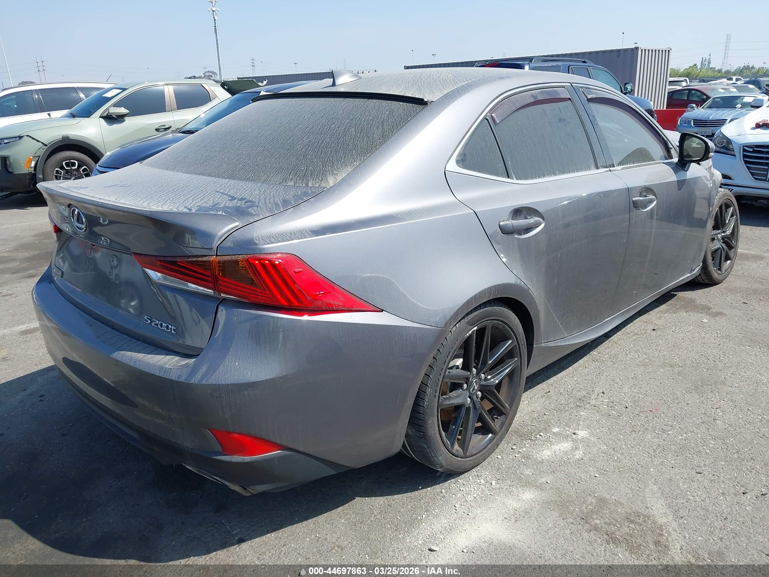LEXUS IS image 4
