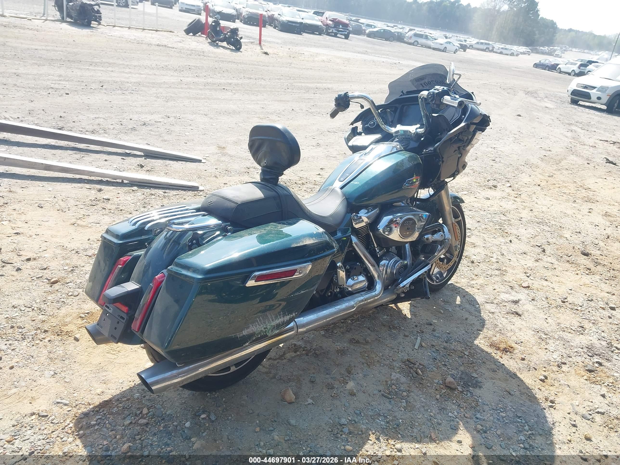 HARLEY-DAVIDSON FLTRX image 4
