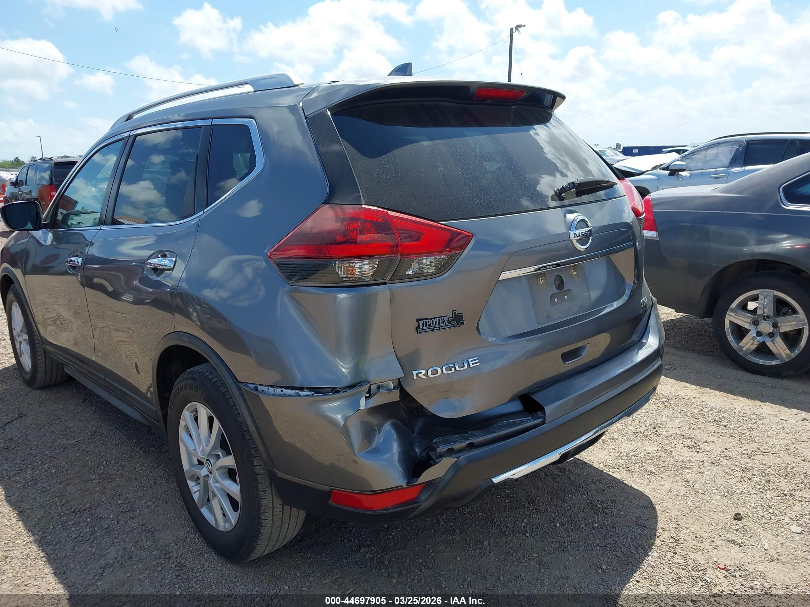 NISSAN ROGUE image 6