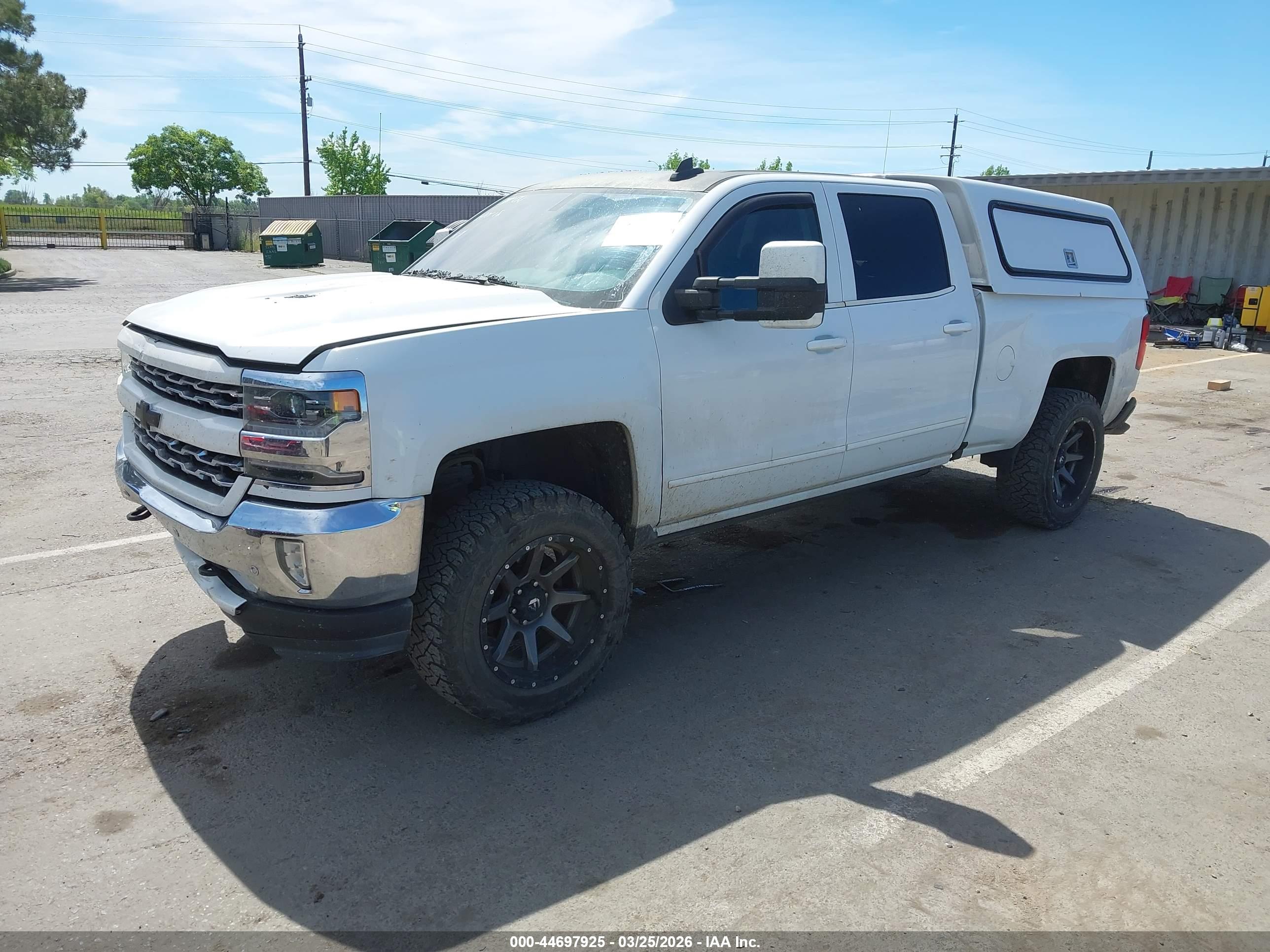 CHEVROLET SILVERADO image 2