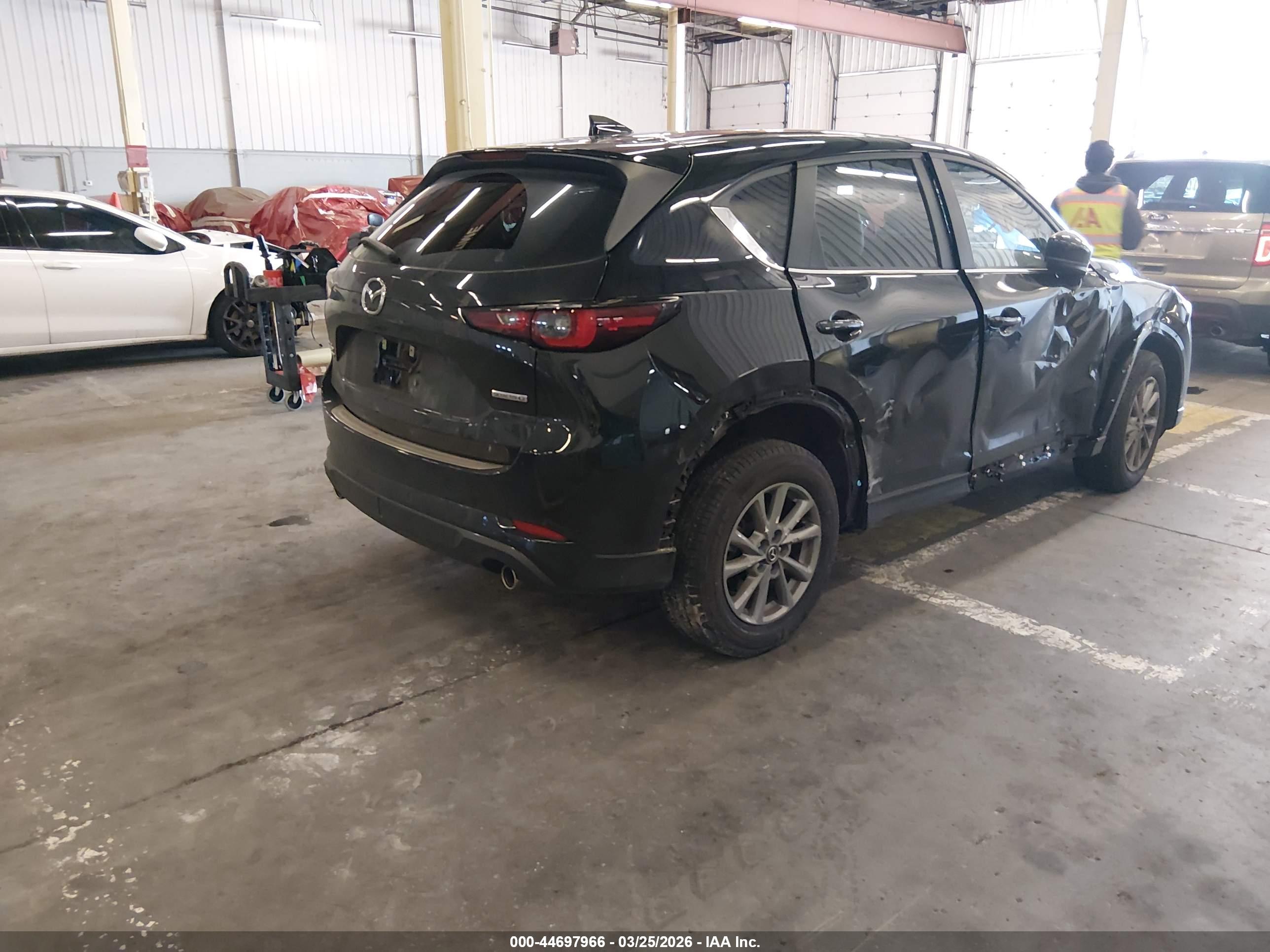 MAZDA CX-5 image 4