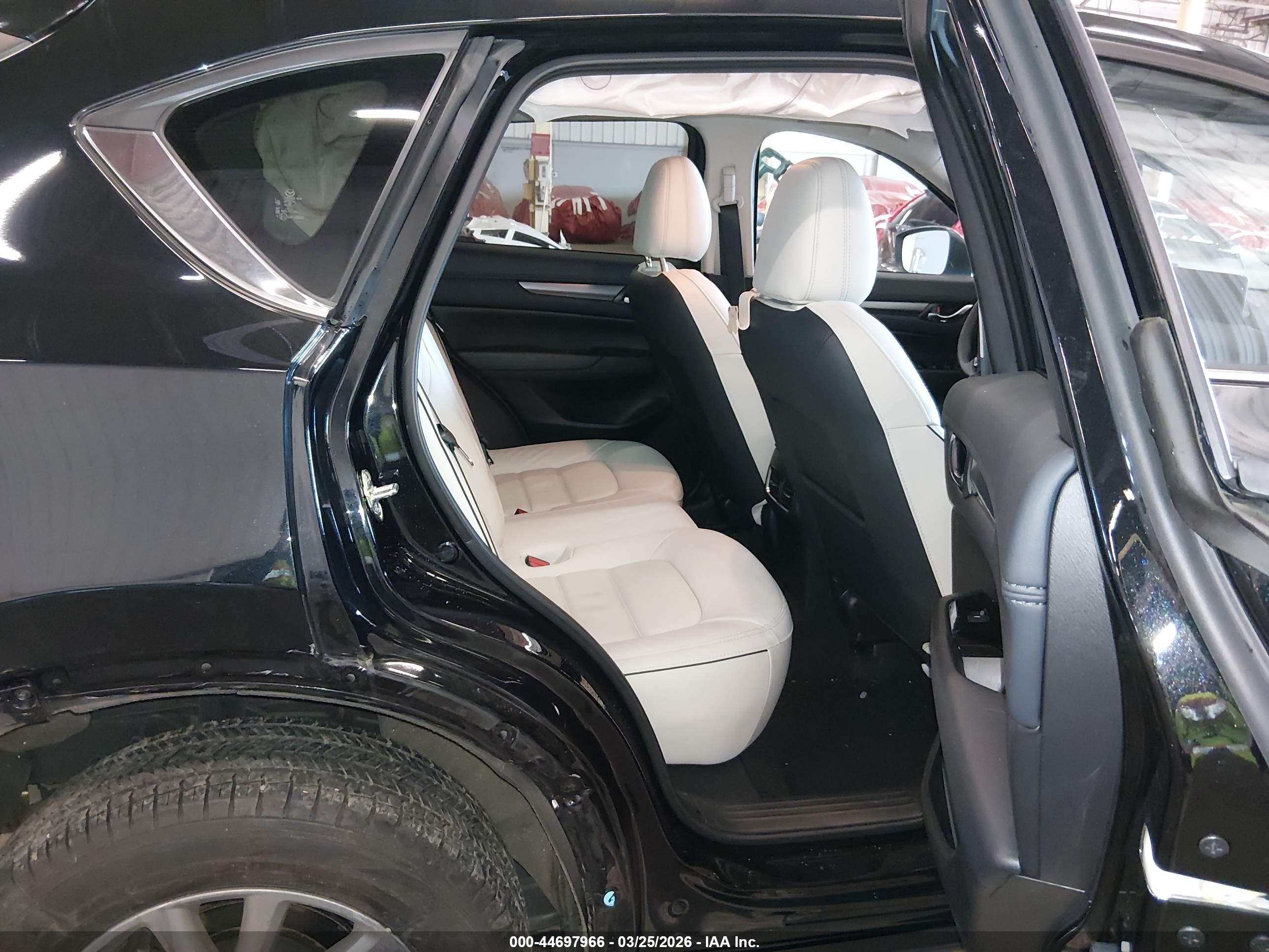 MAZDA CX-5 image 8