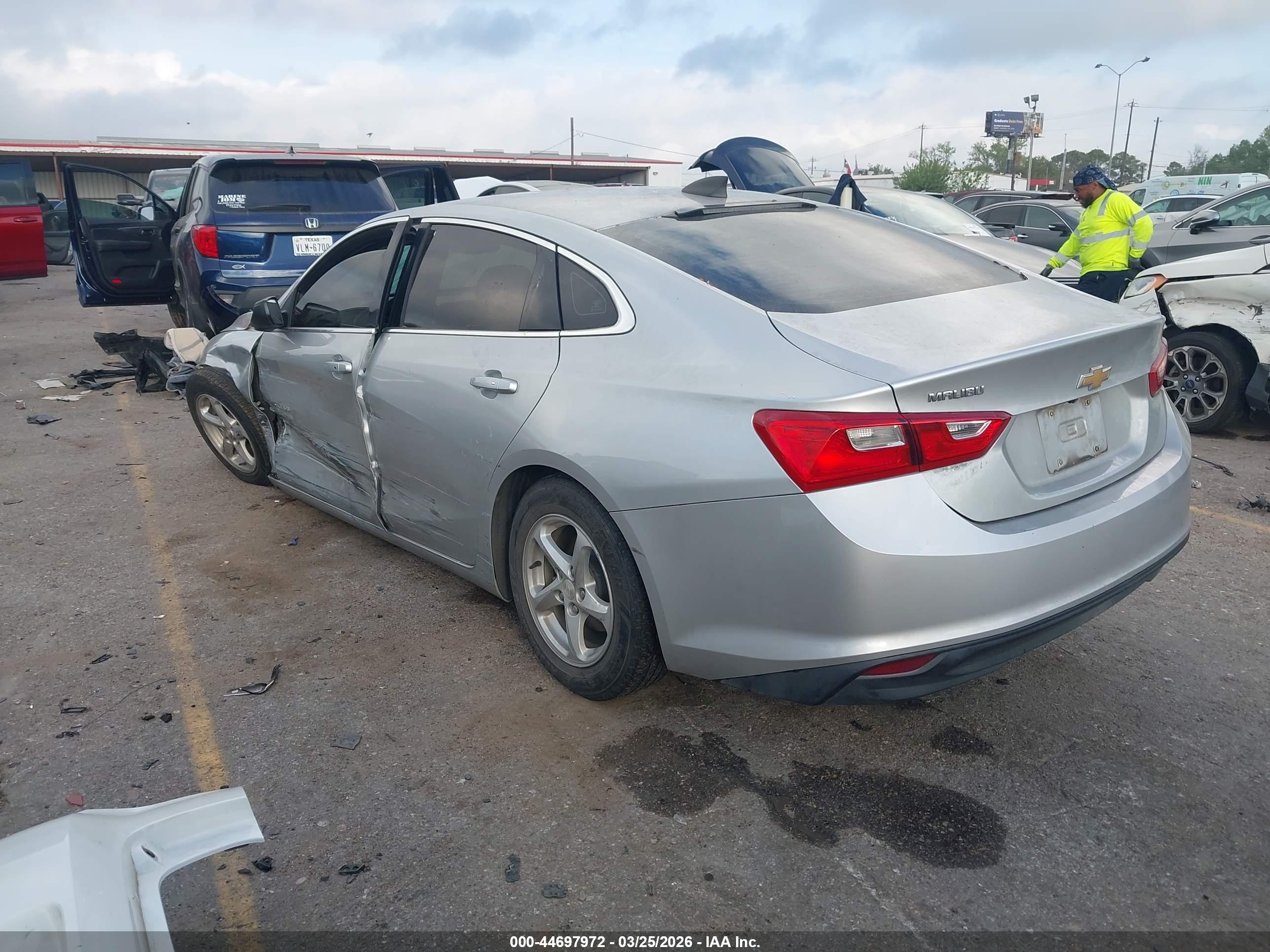 CHEVROLET MALIBU image 3