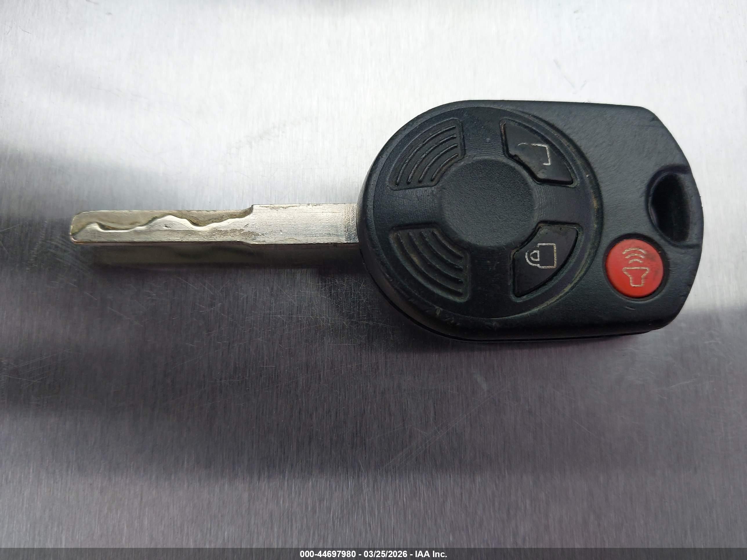 FORD ESCAPE image 11