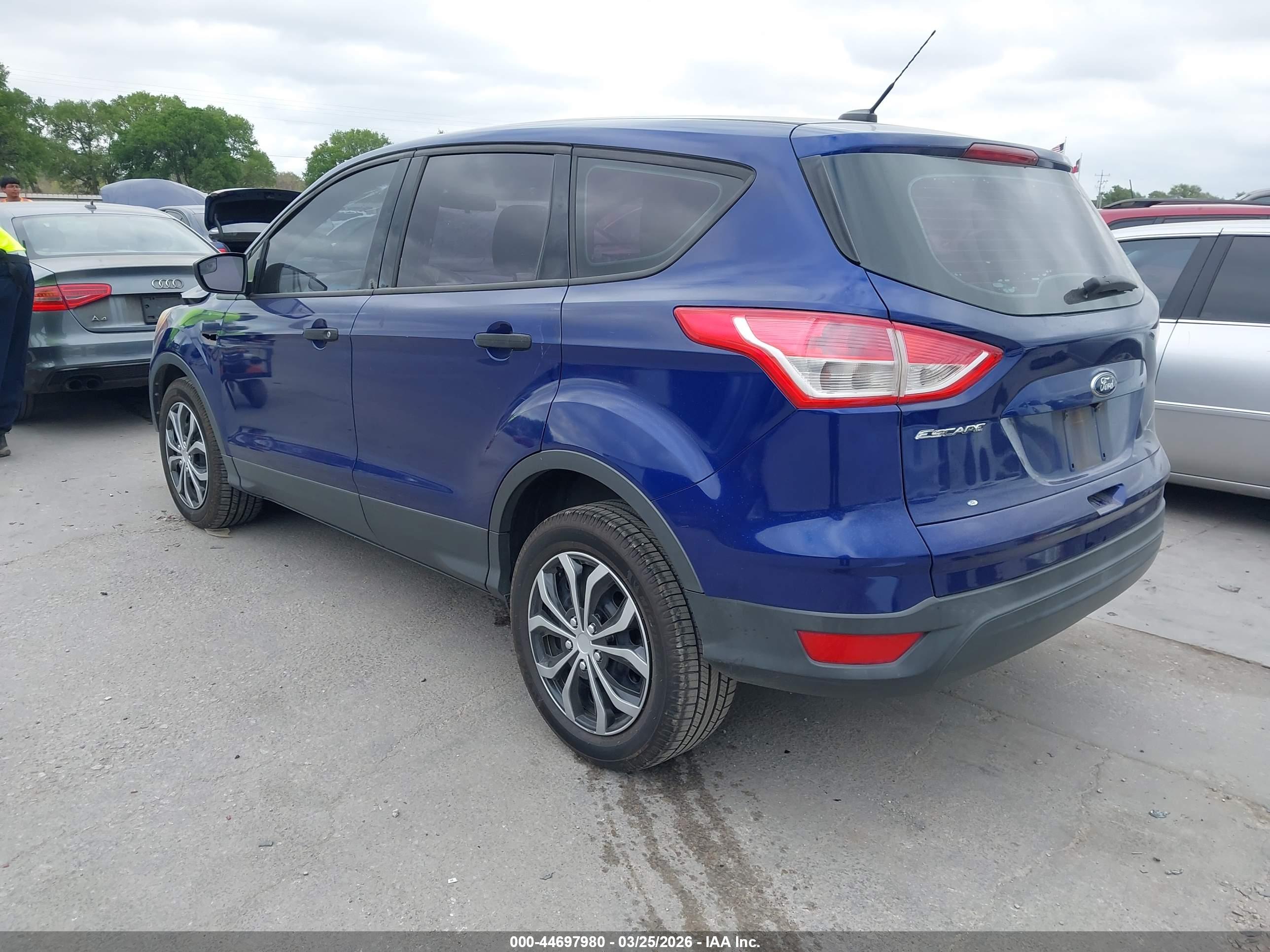 FORD ESCAPE image 3