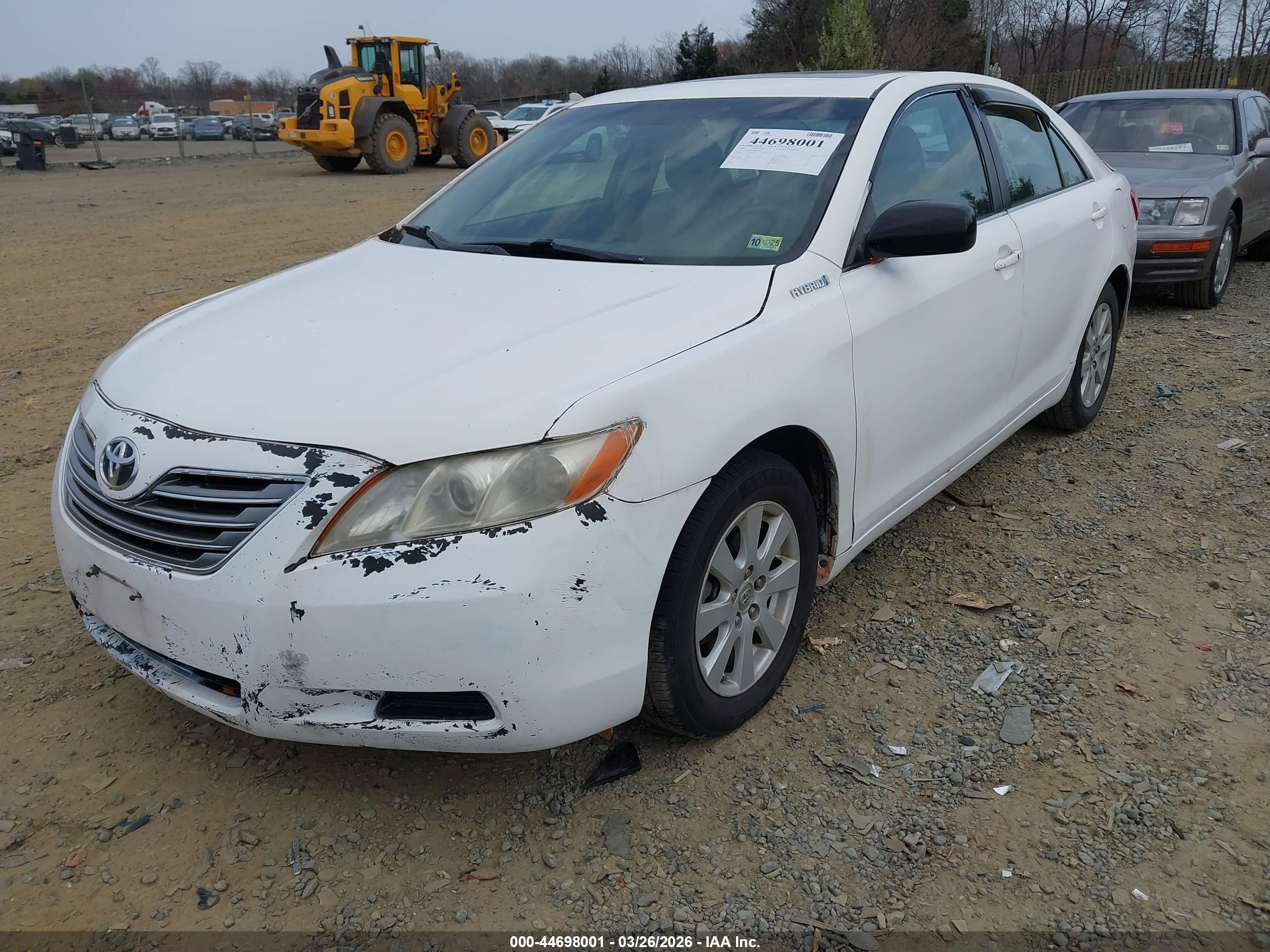 TOYOTA CAMRY image 2