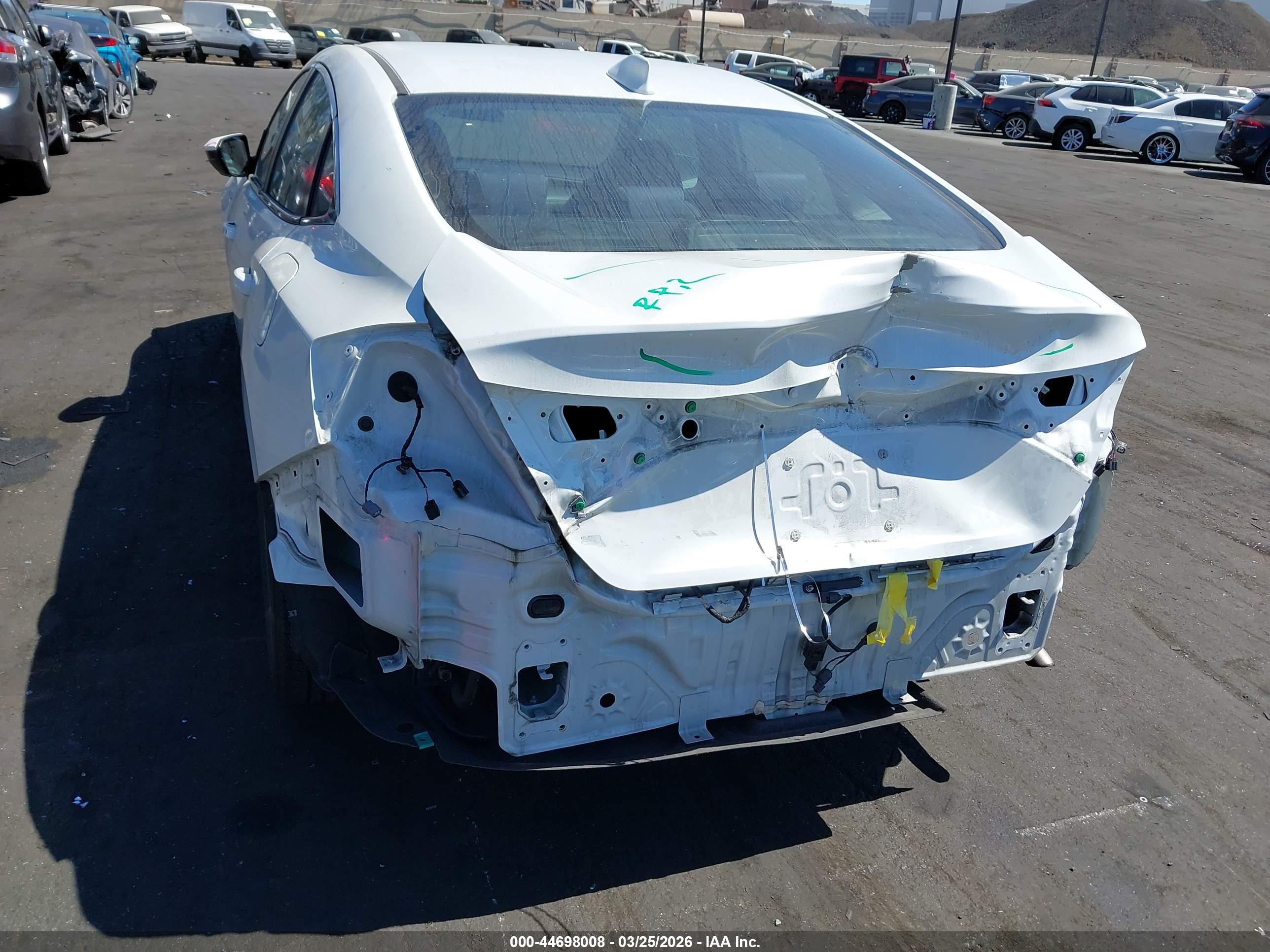 HONDA INSIGHT image 6