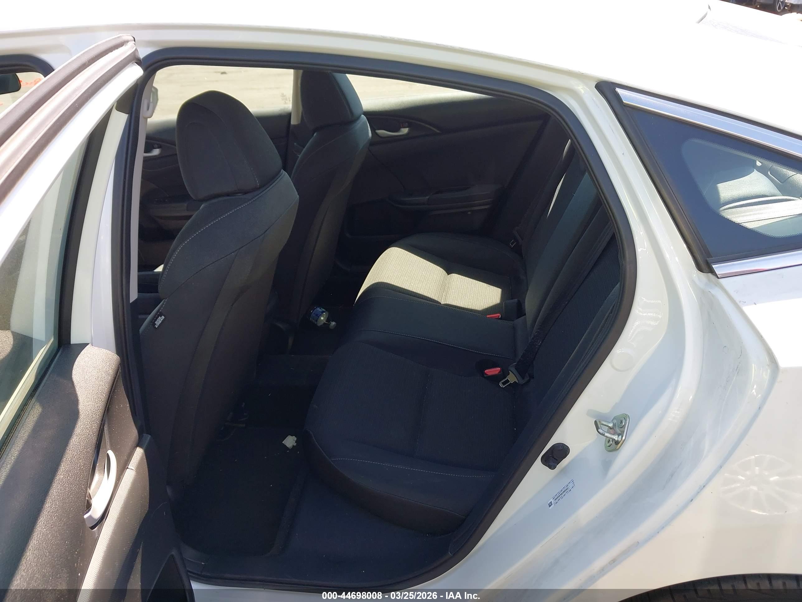 HONDA INSIGHT image 8