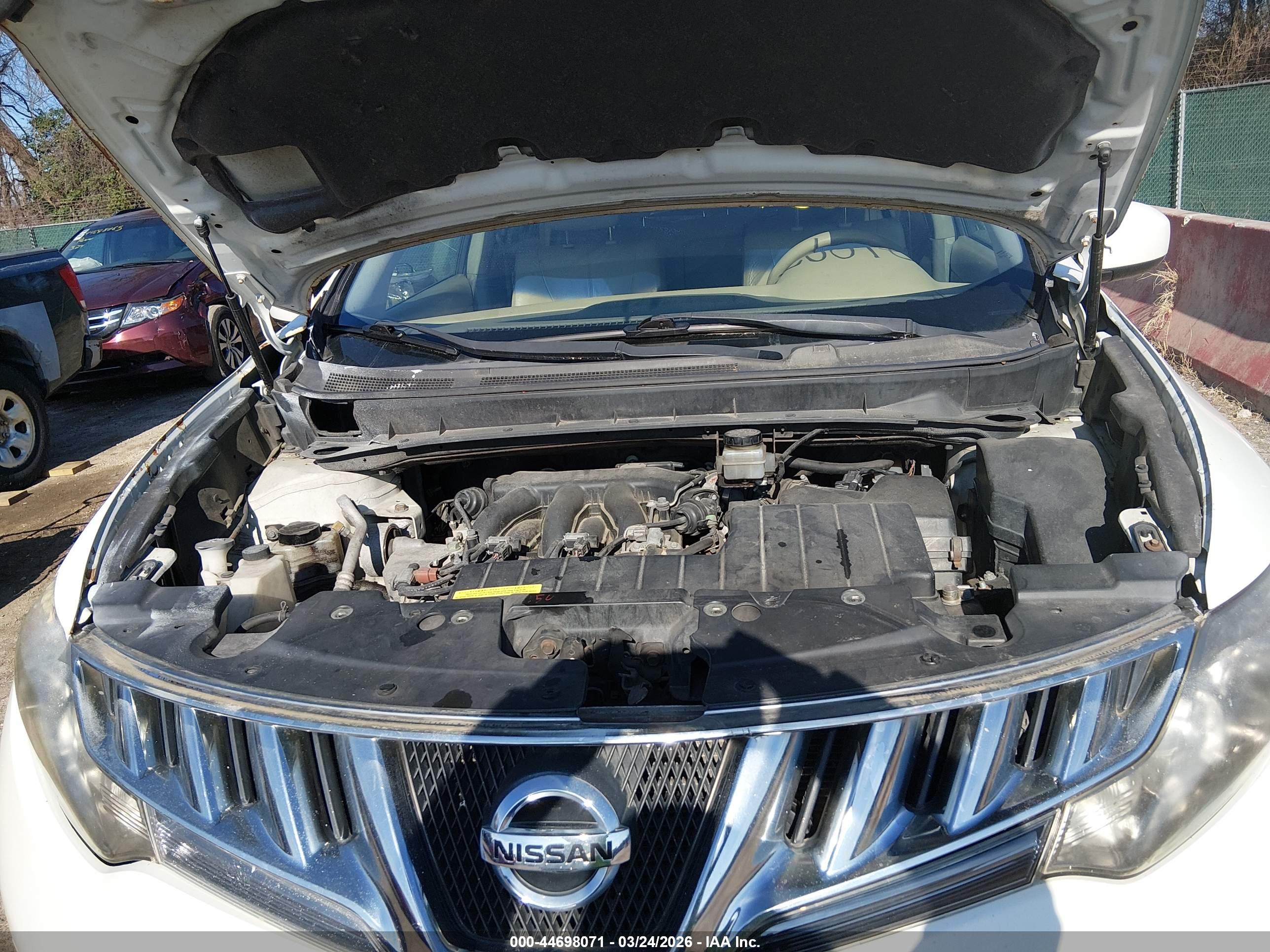 NISSAN MURANO image 10