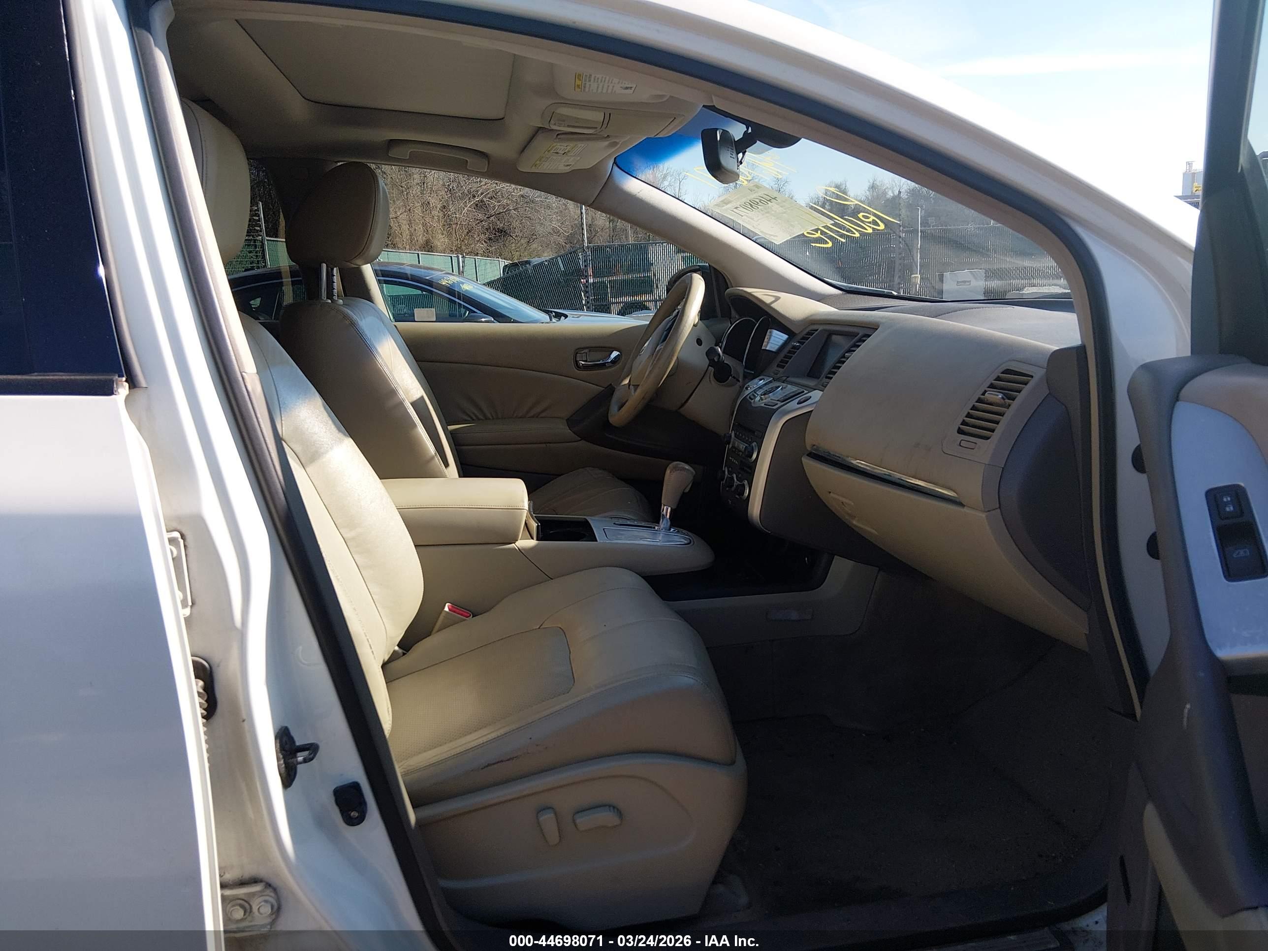 NISSAN MURANO image 5