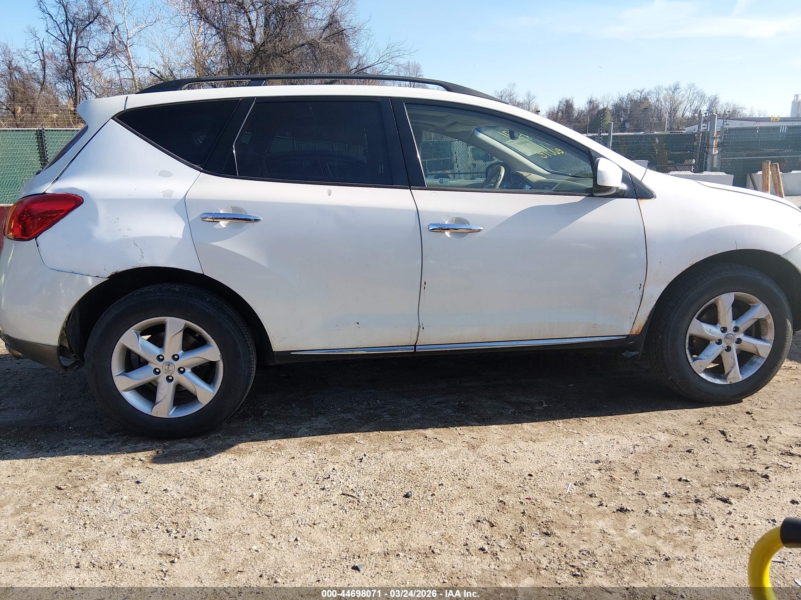 NISSAN MURANO image 6