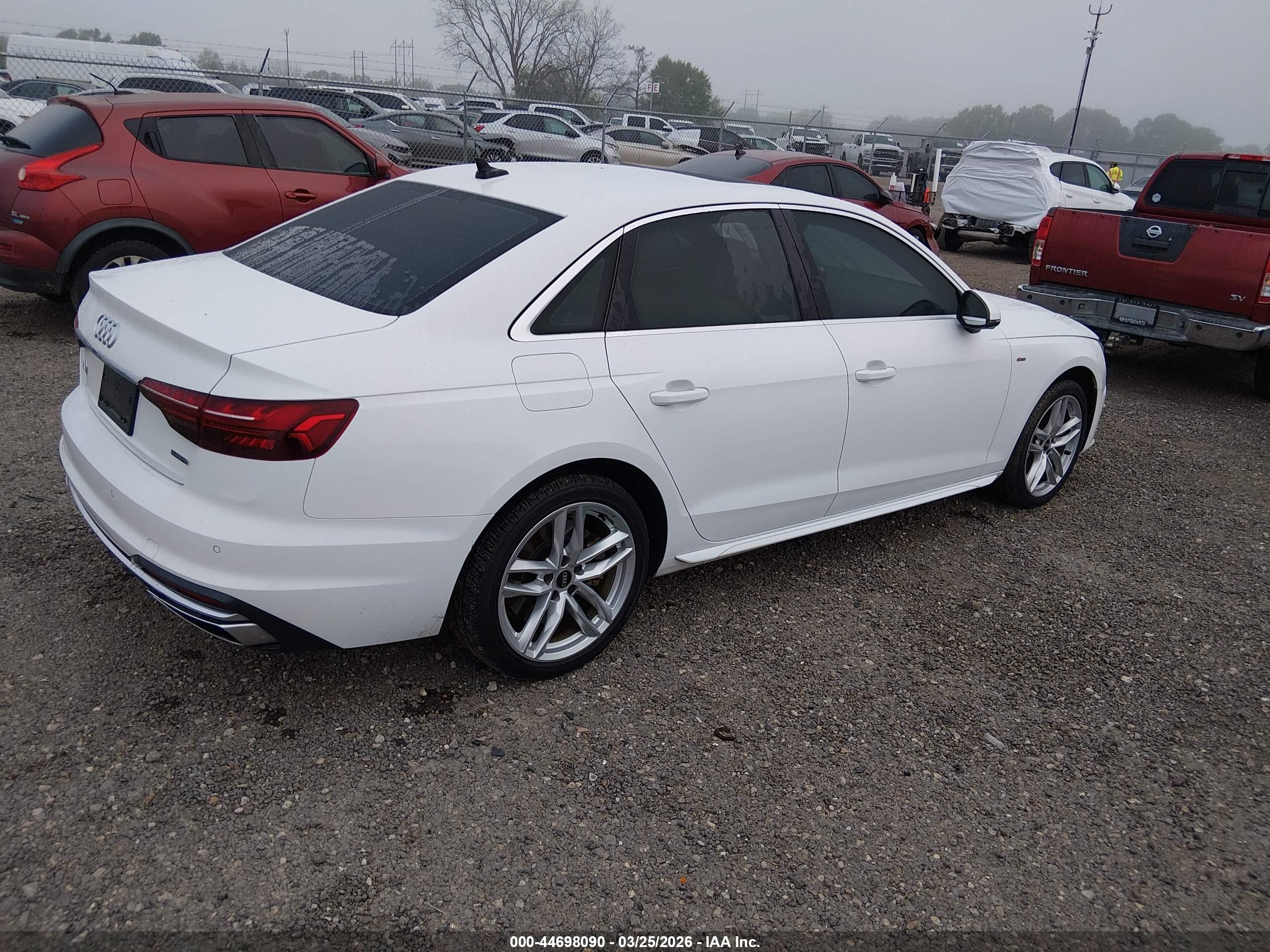 AUDI A4 image 4