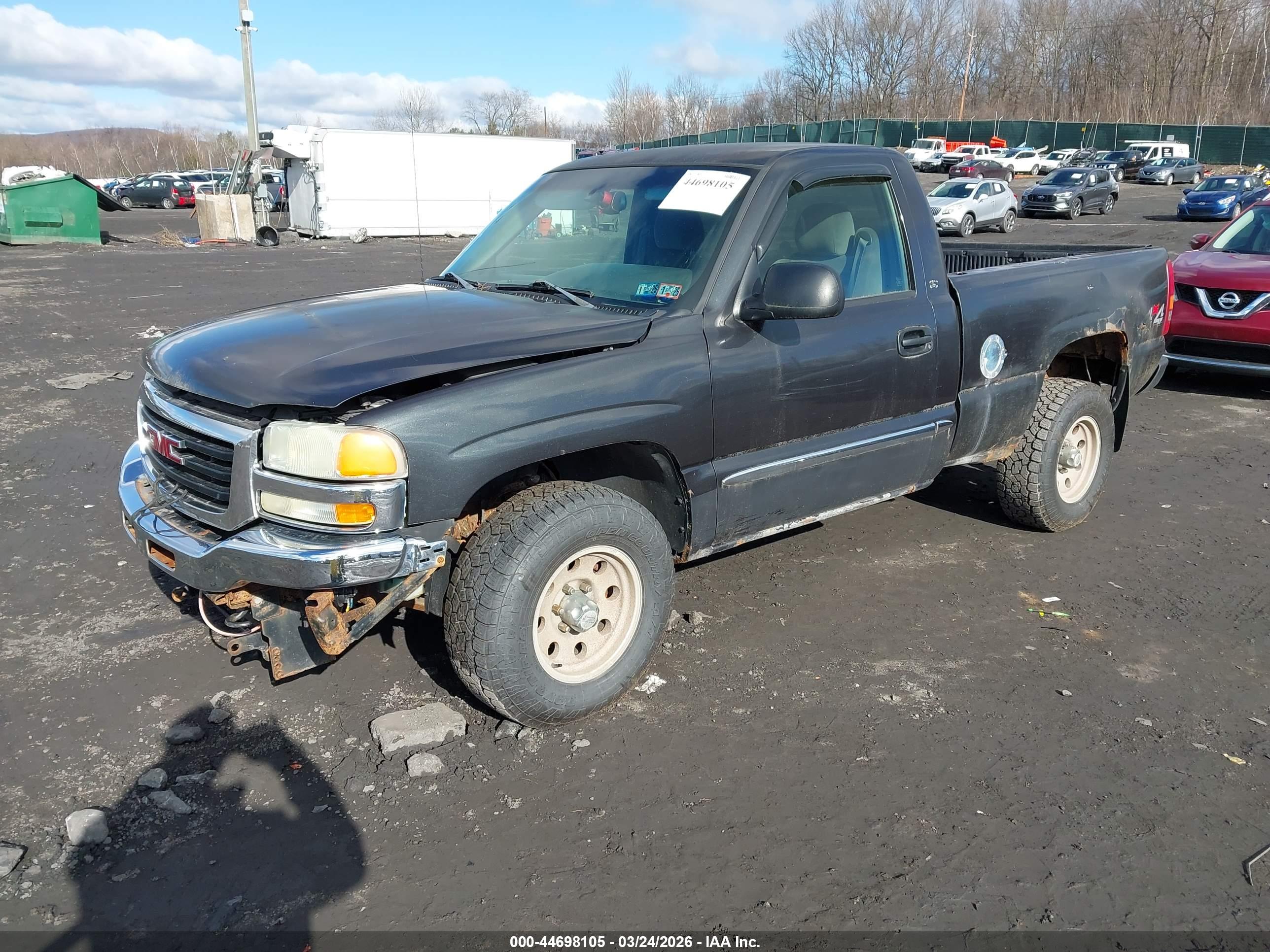 GMC SIERRA image 2