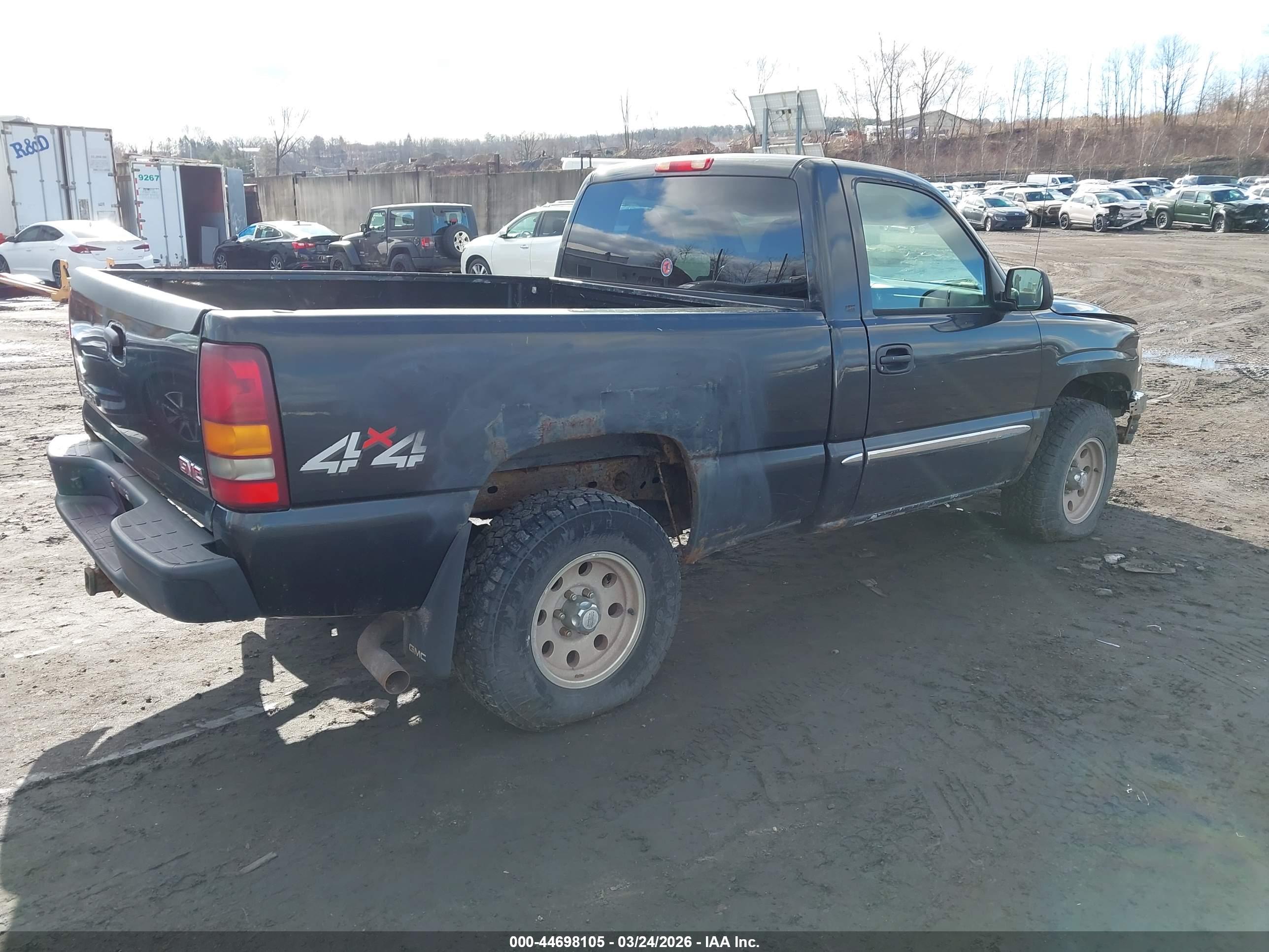 GMC SIERRA image 4