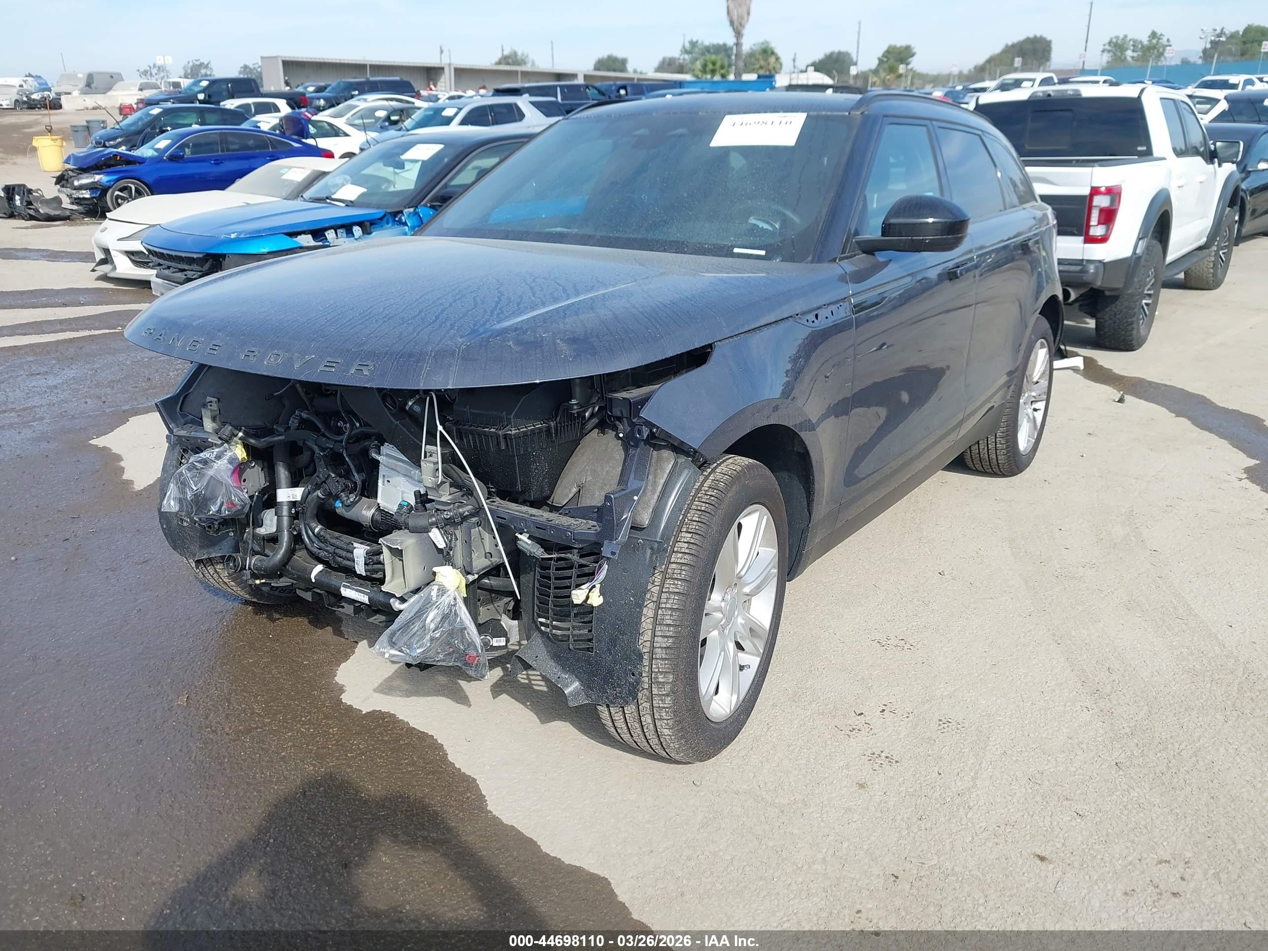 LAND ROVER image 2