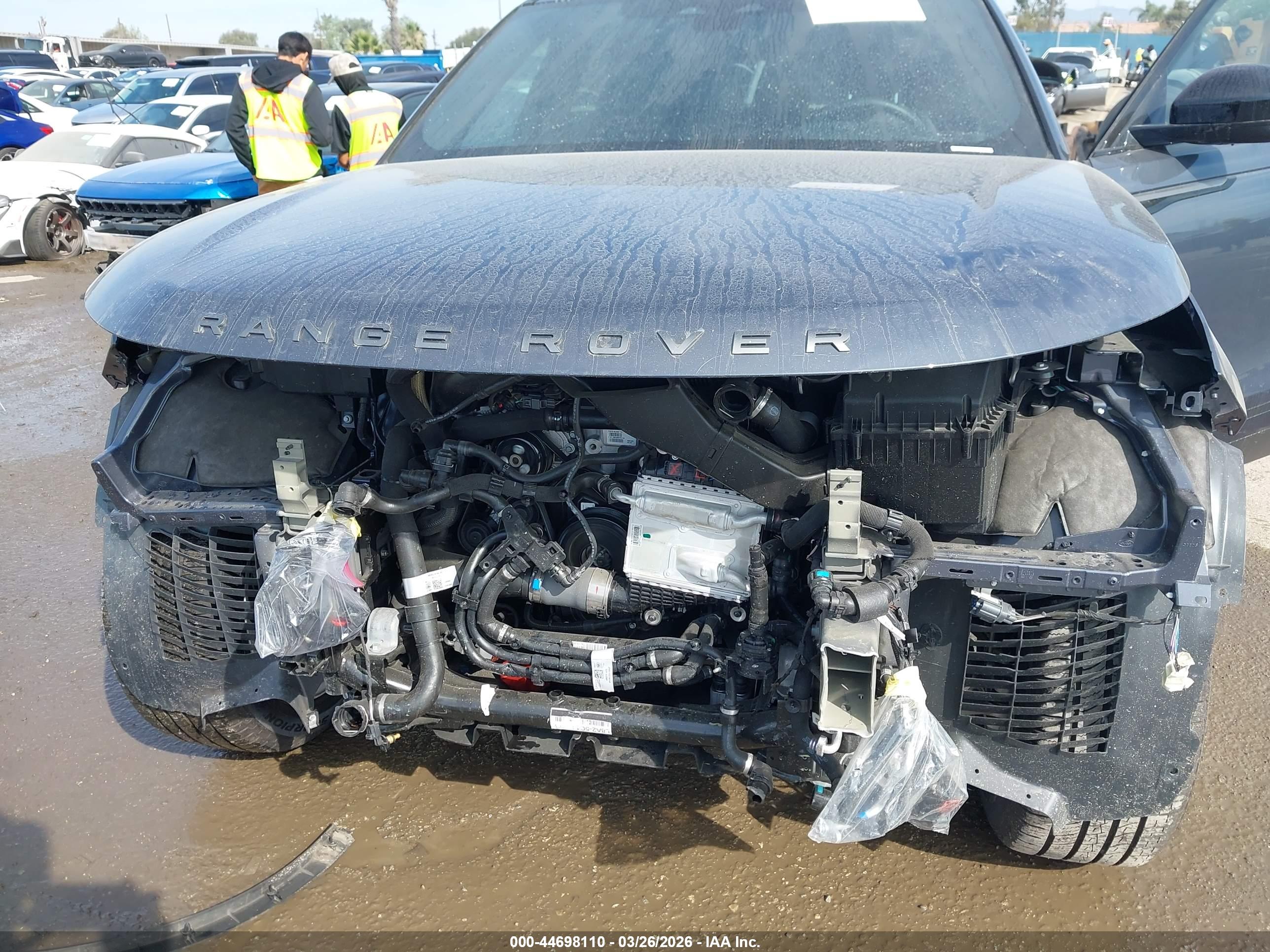 LAND ROVER image 6