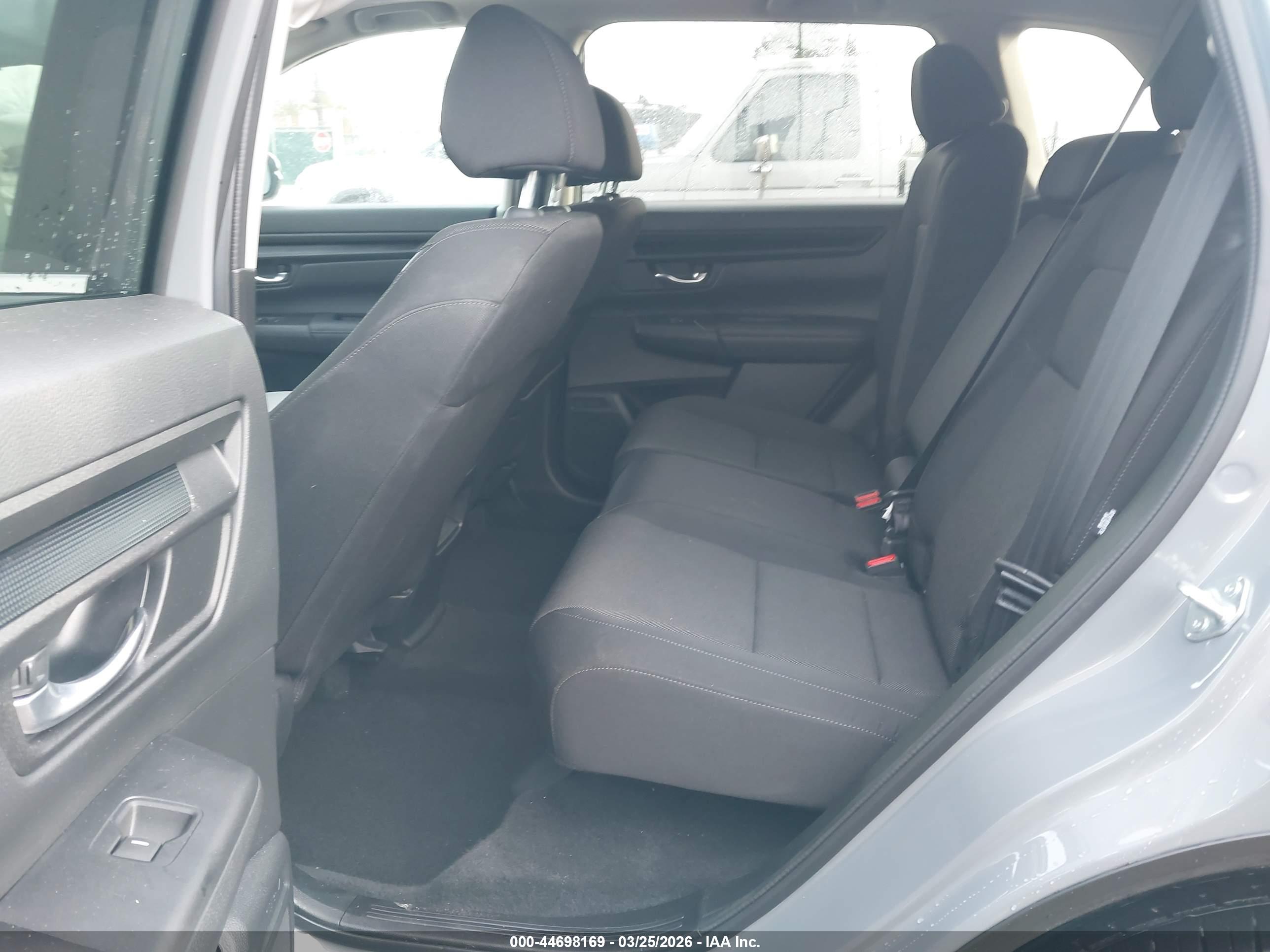HONDA CR-V image 8