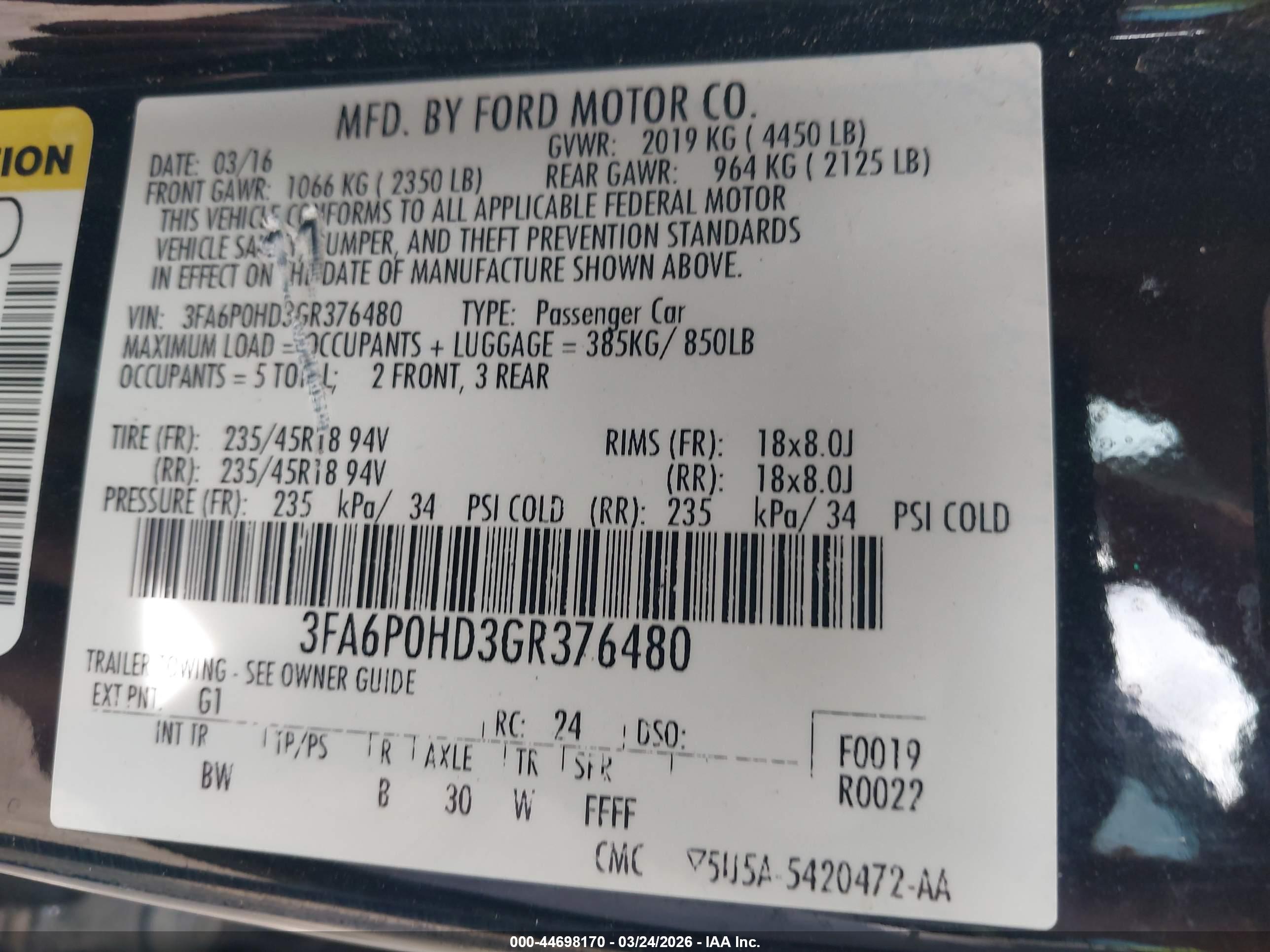 FORD FUSION image 9