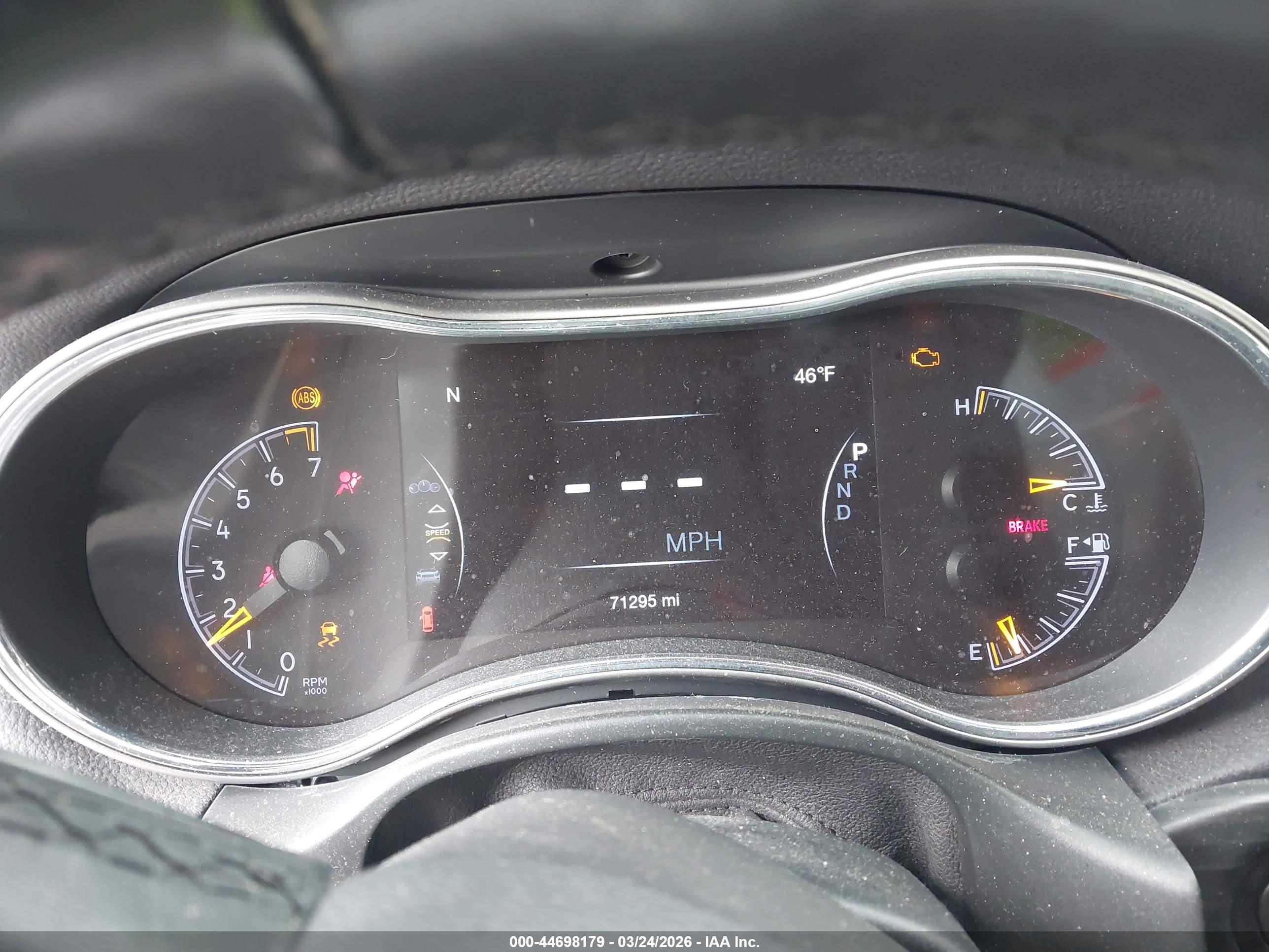 JEEP GRAND image 7