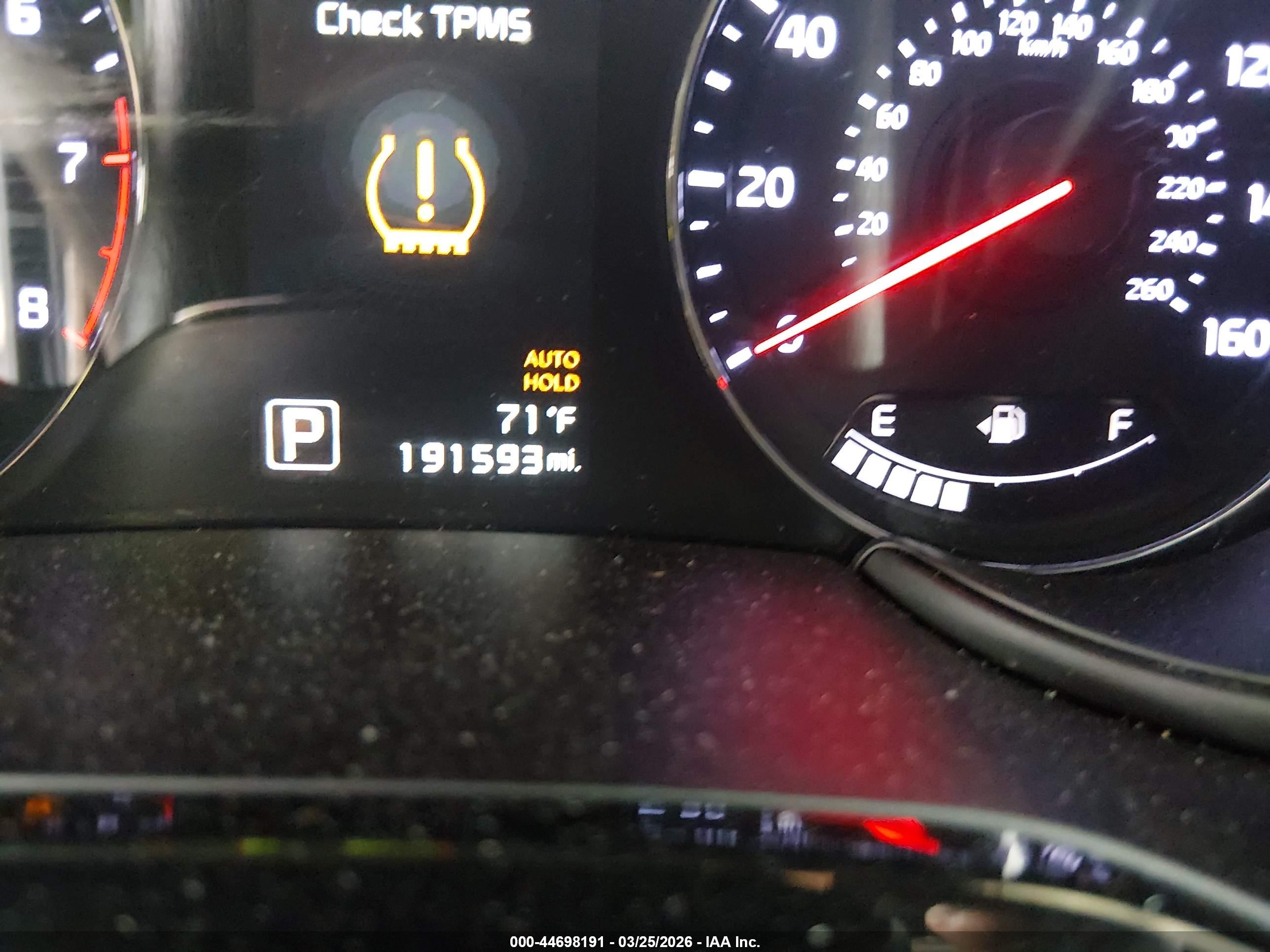 KIA K900 image 7