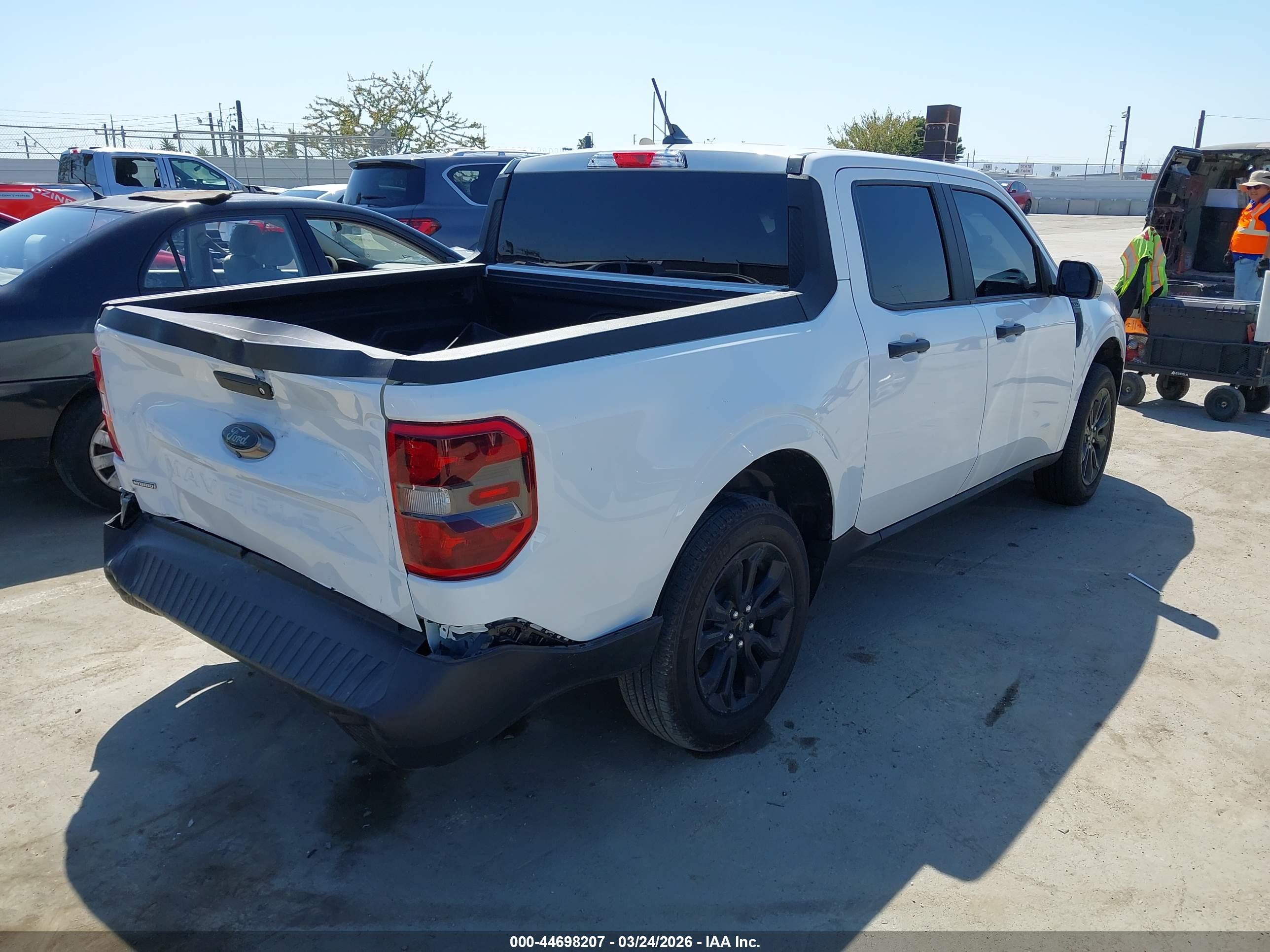 FORD MAVERICK image 4