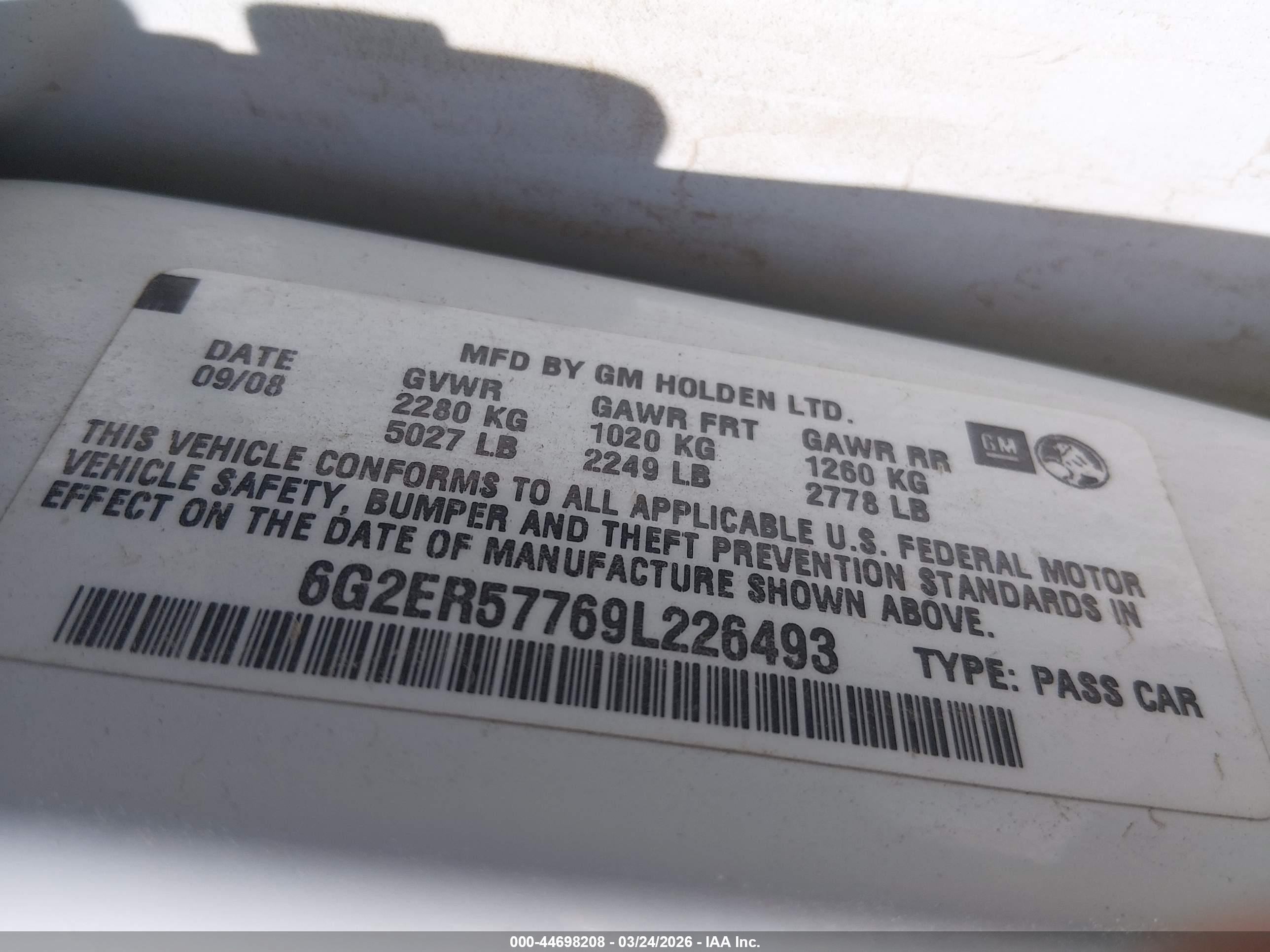 PONTIAC G8 image 9