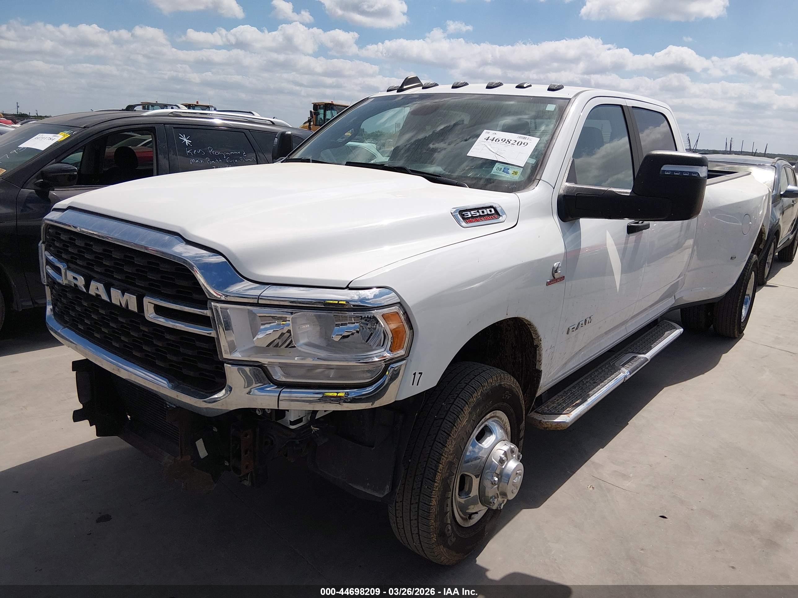 RAM 3500 image 2