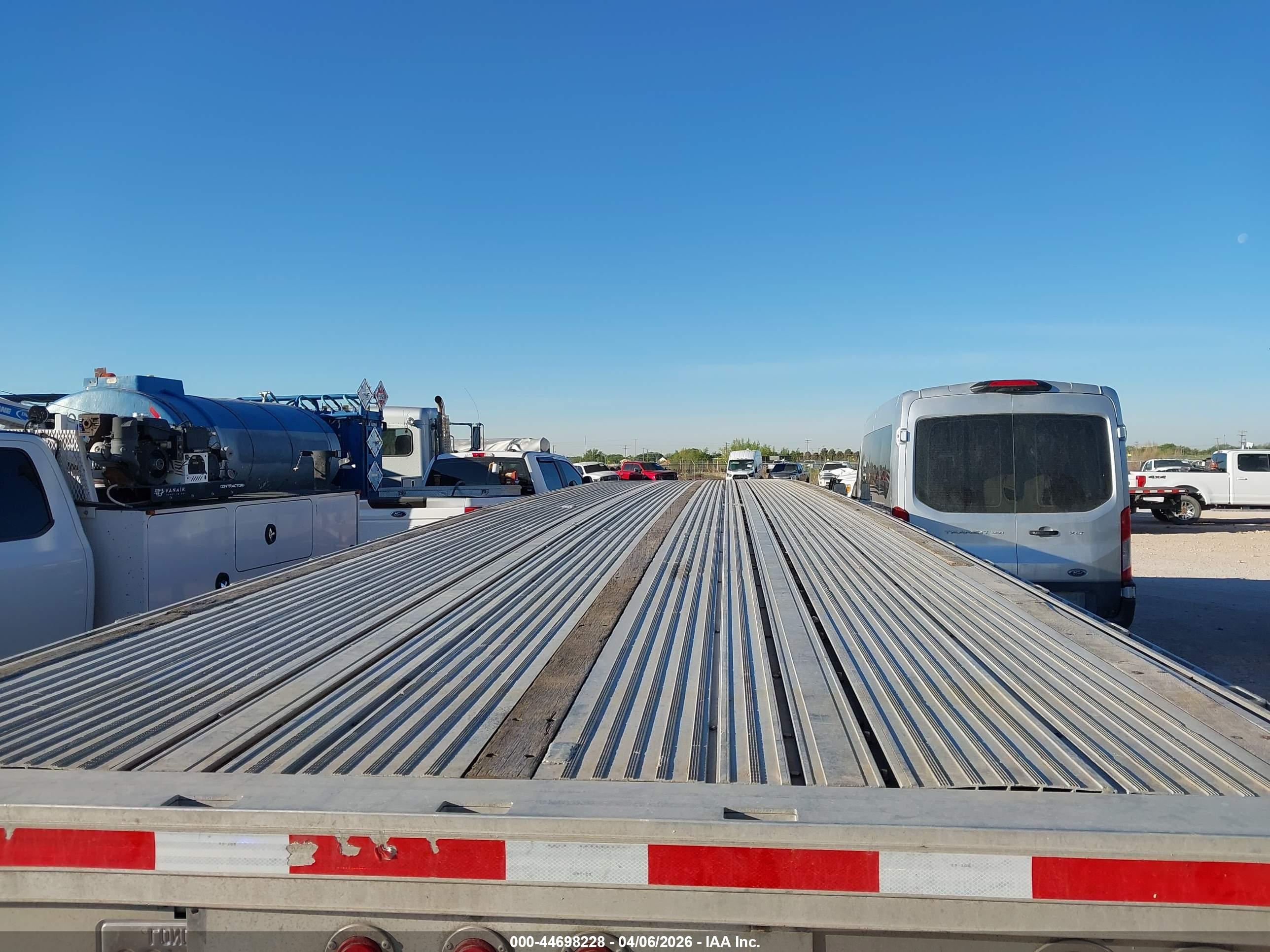 REITNOUER FLATBED image 8
