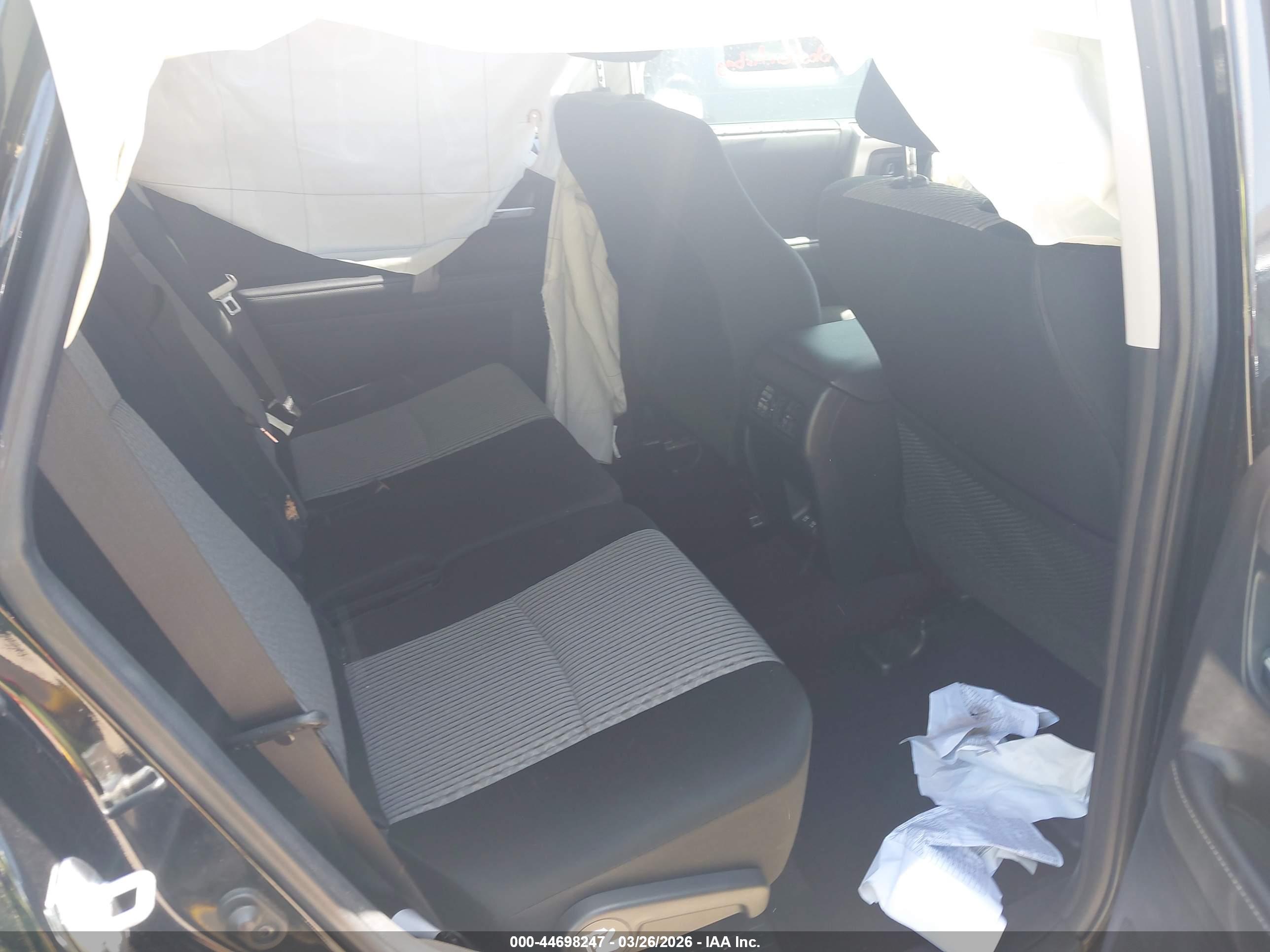 TOYOTA 4RUNNER image 8