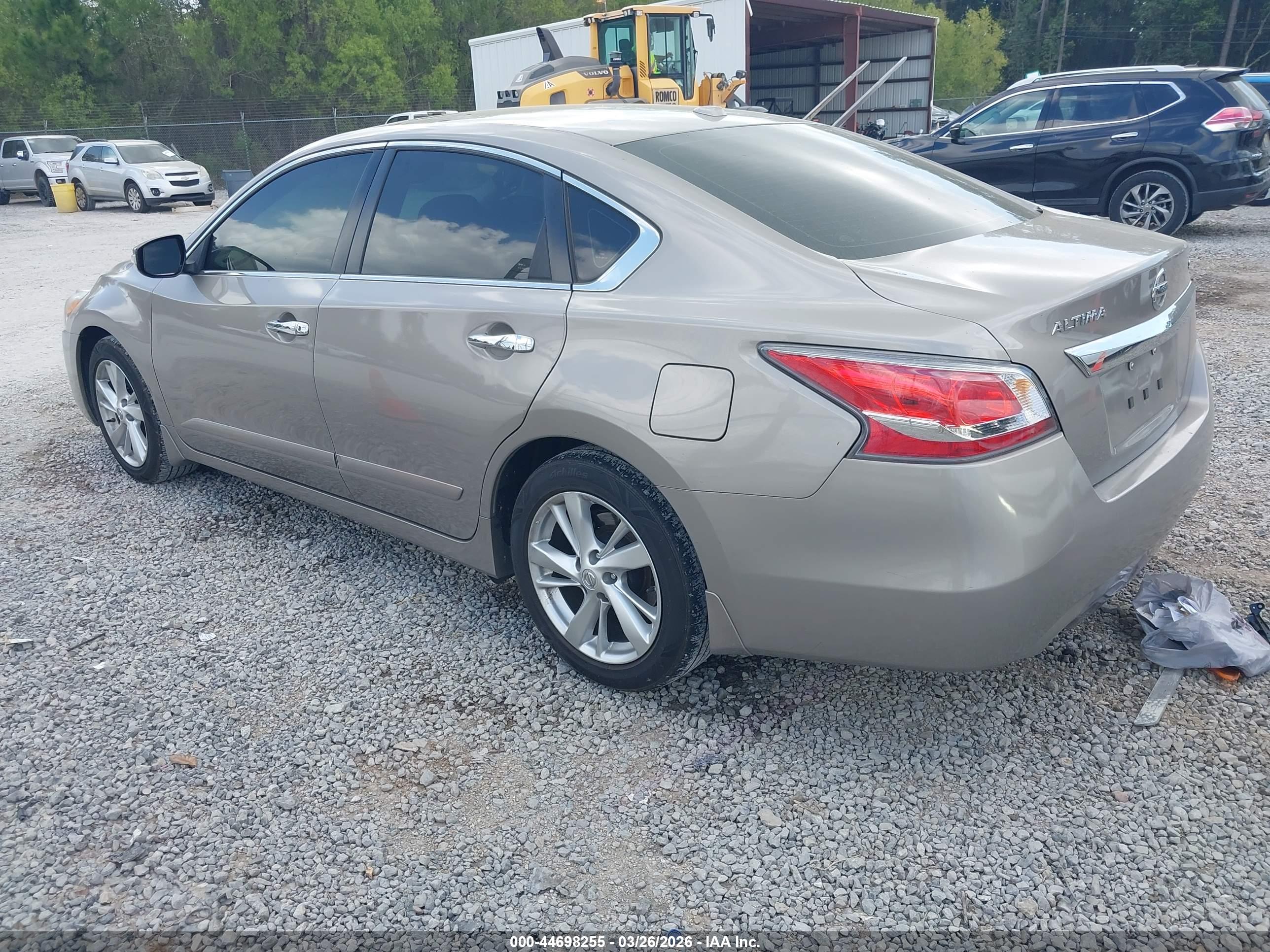 NISSAN ALTIMA image 3