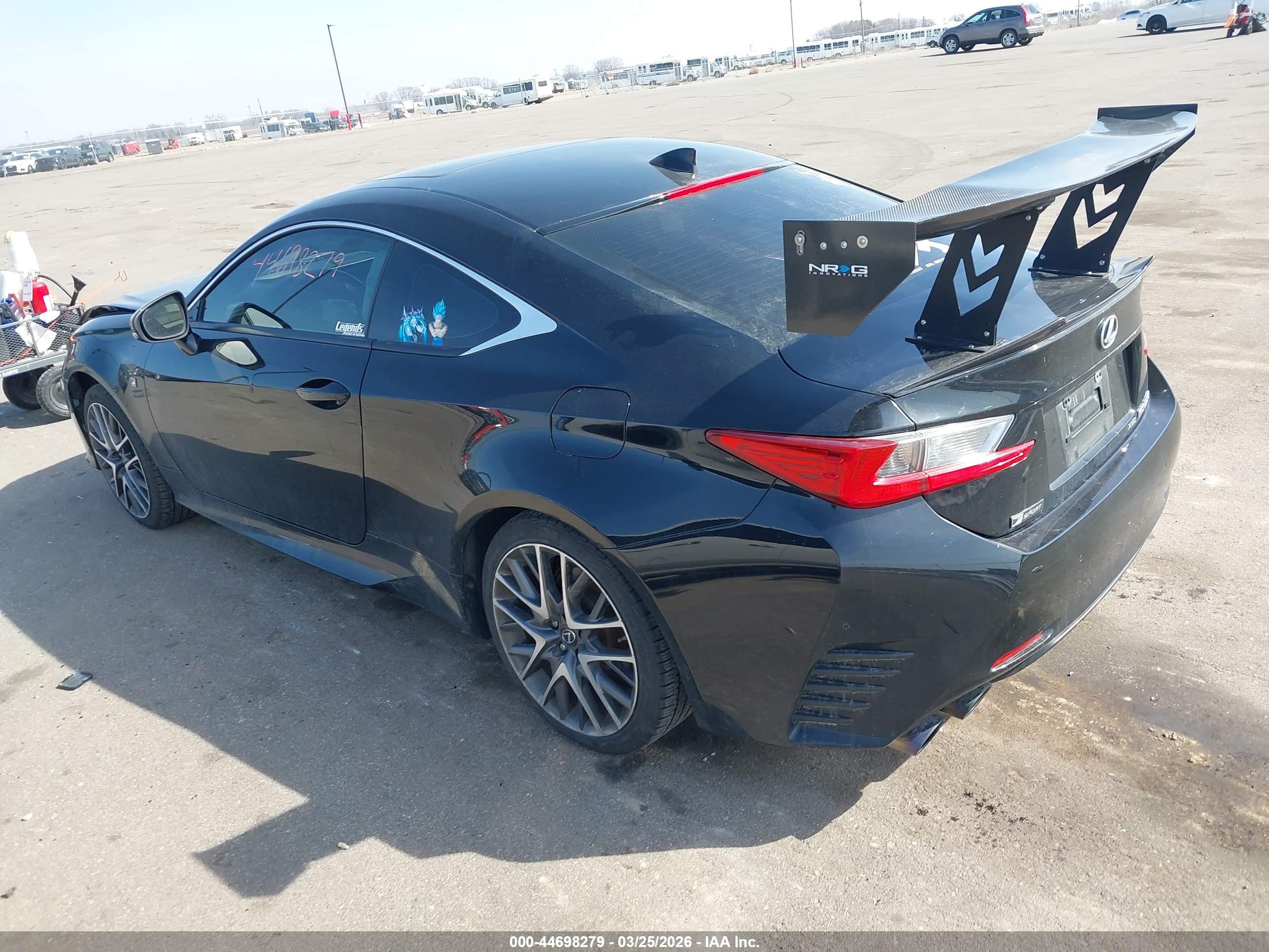 LEXUS RC image 3