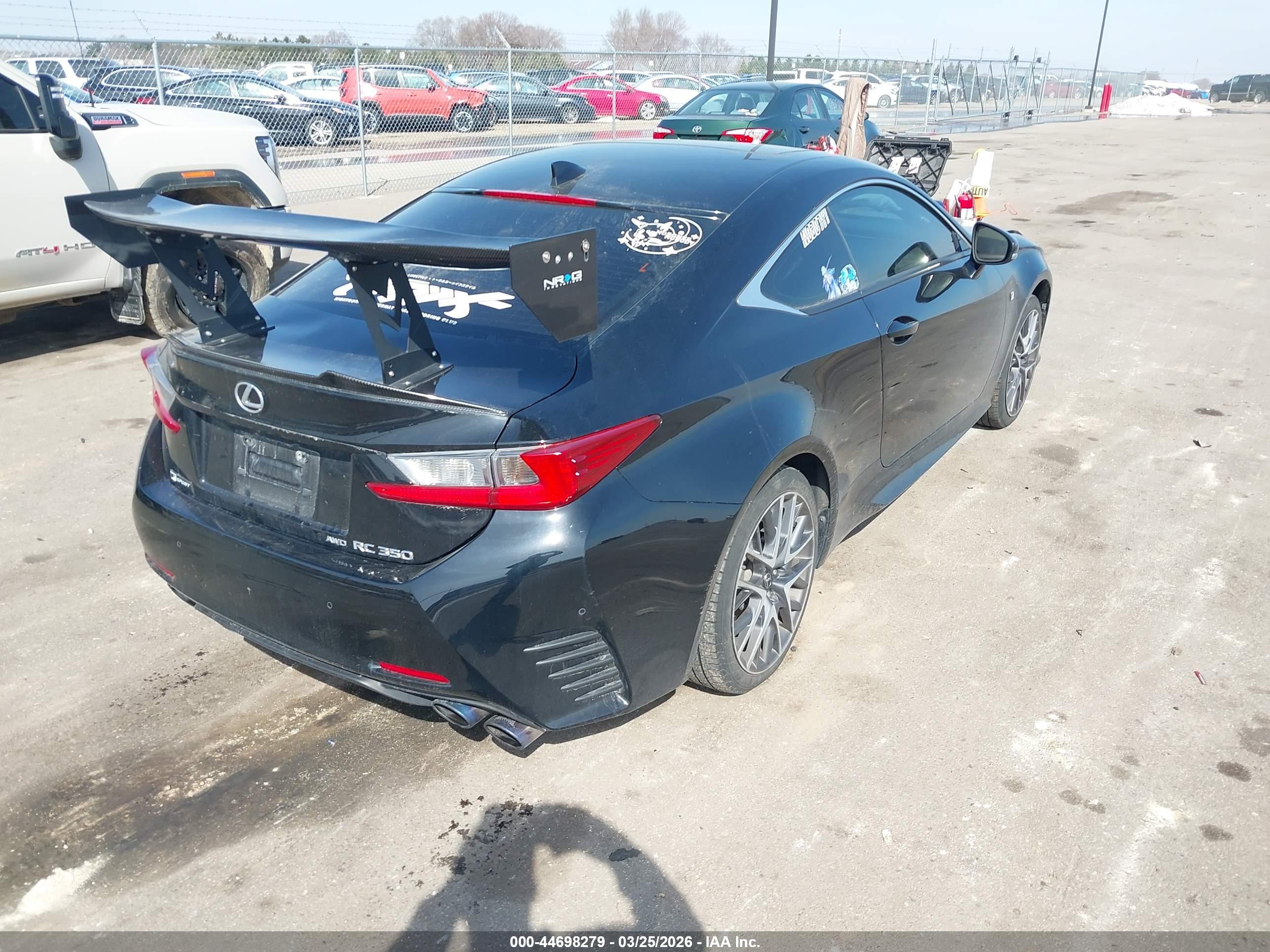 LEXUS RC image 4