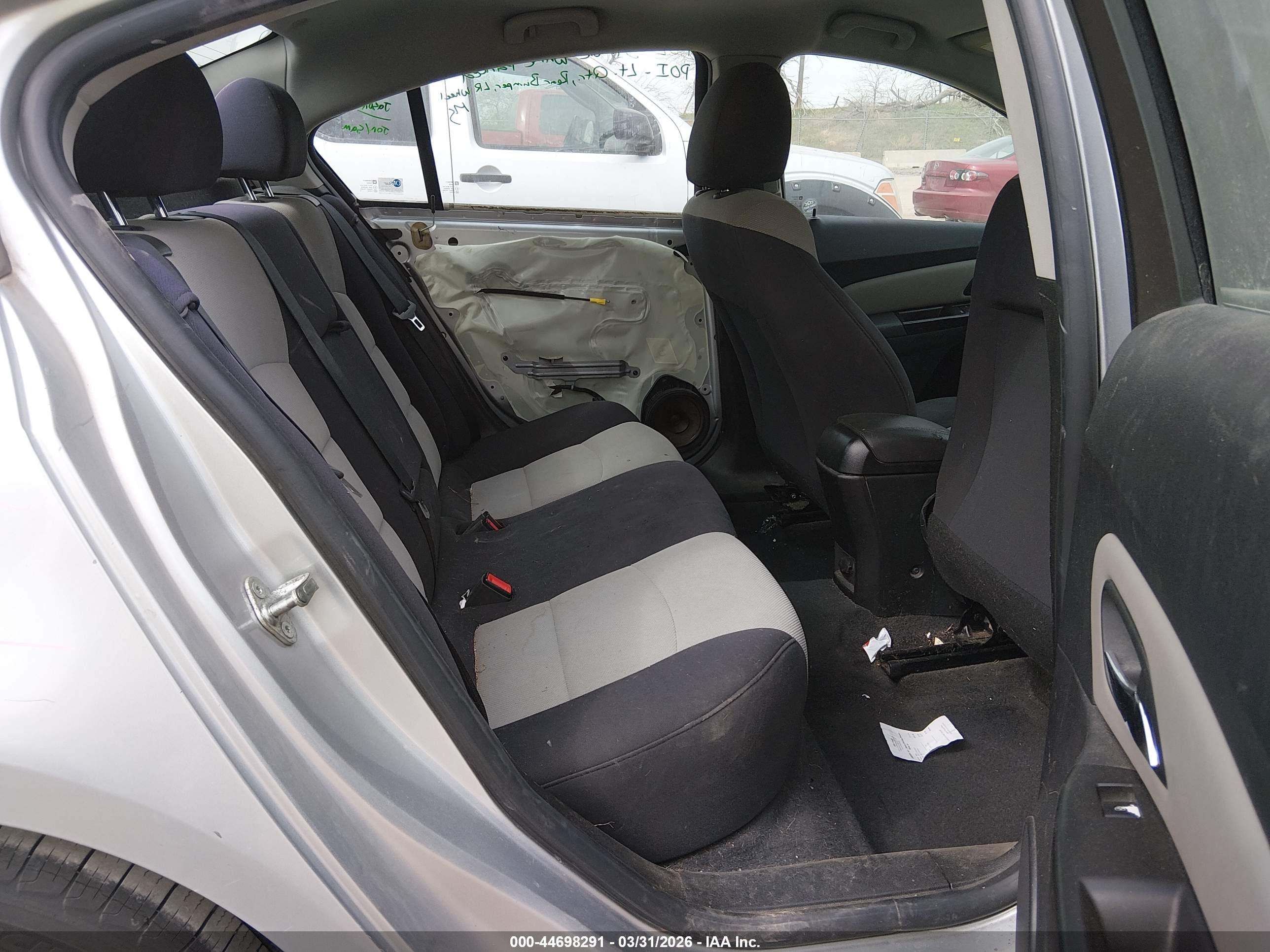 CHEVROLET CRUZE image 8