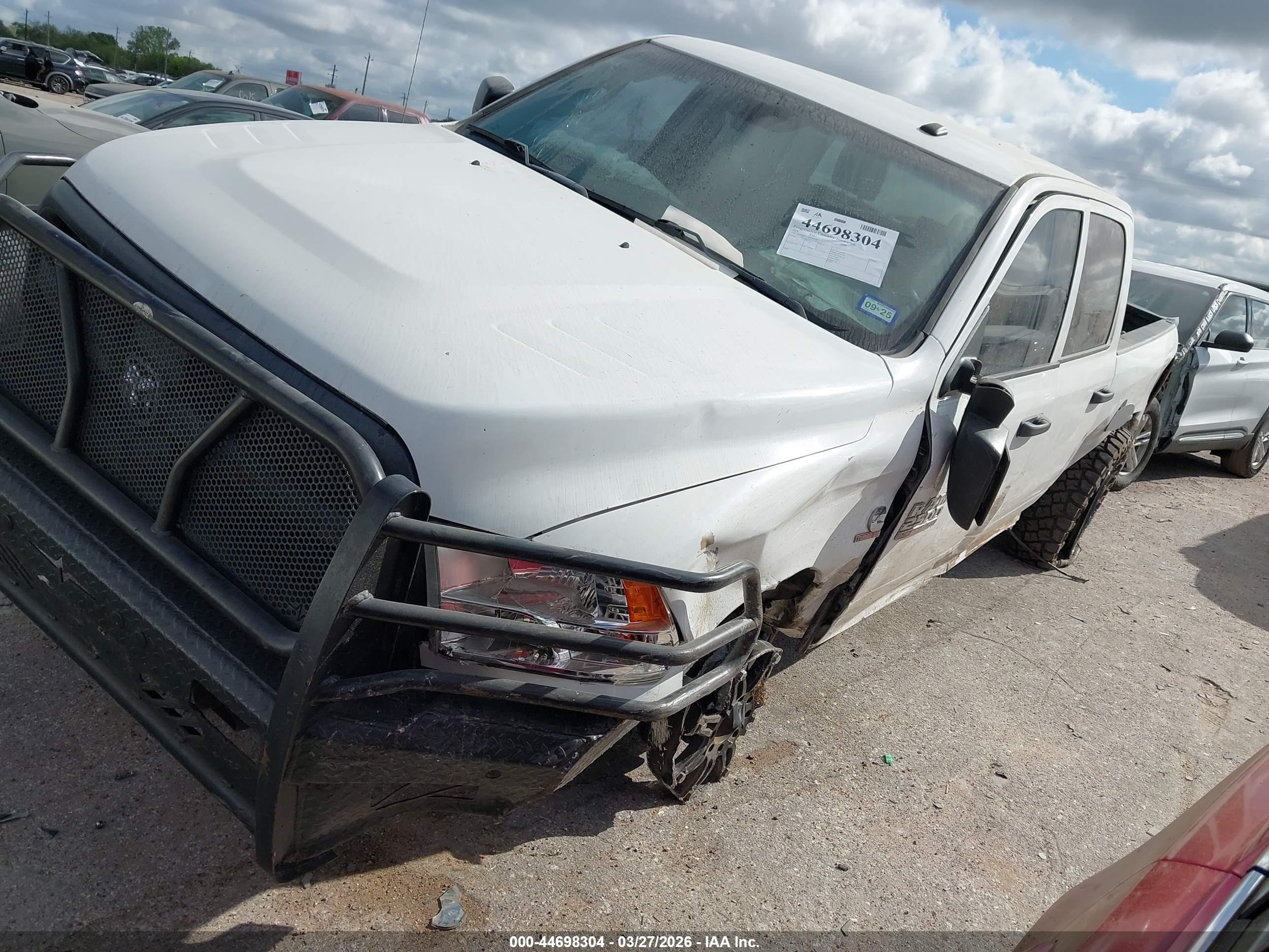 RAM 2500 image 2