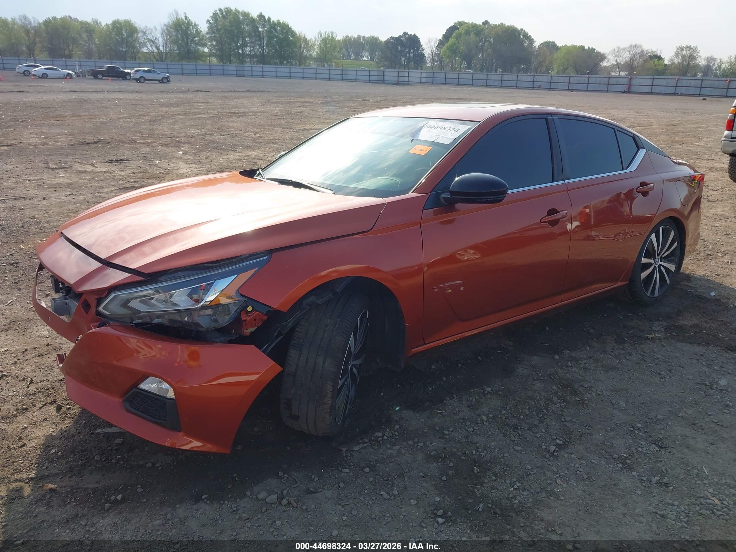 NISSAN ALTIMA image 2