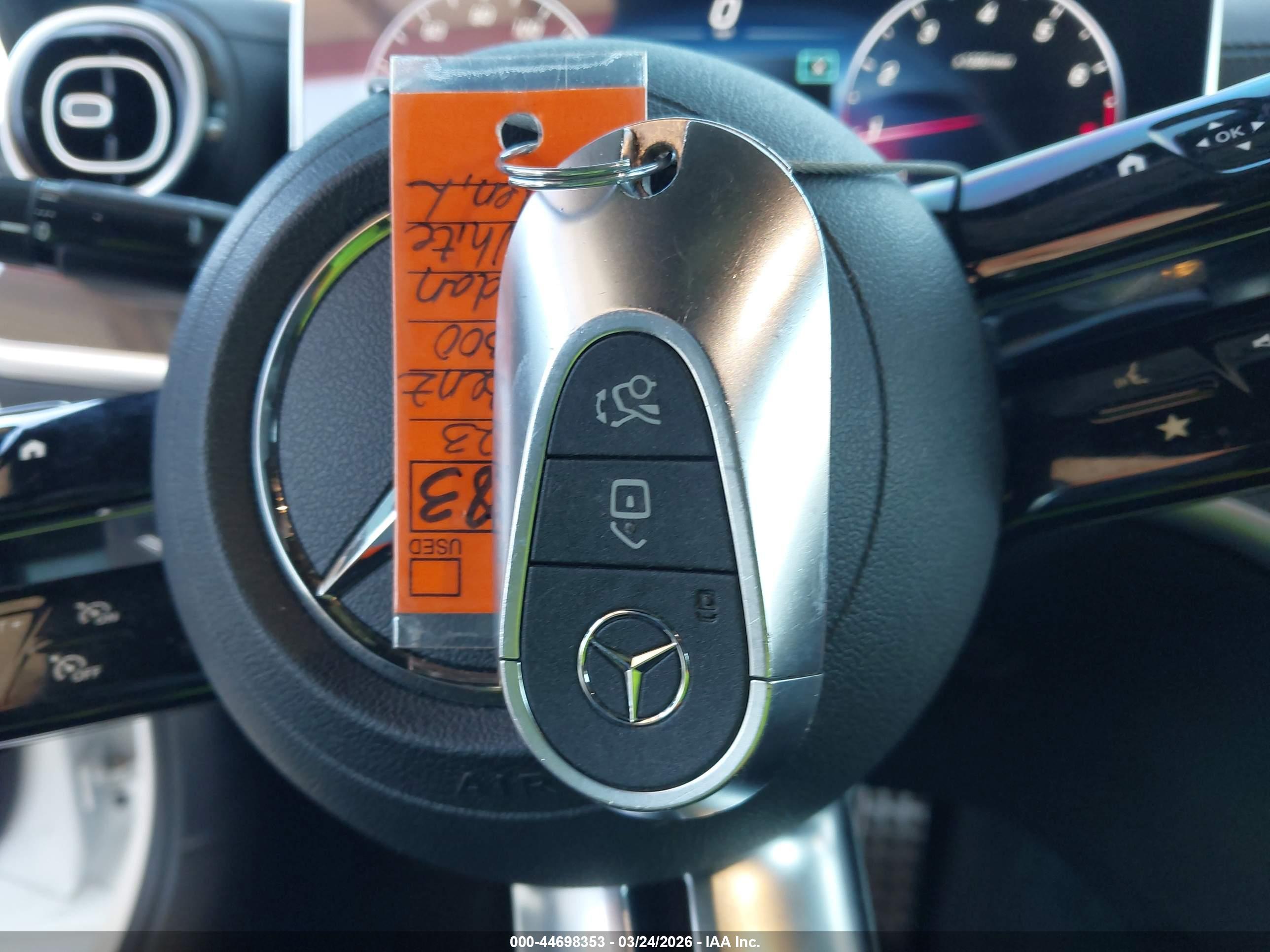 MERCEDES-BENZ C image 11