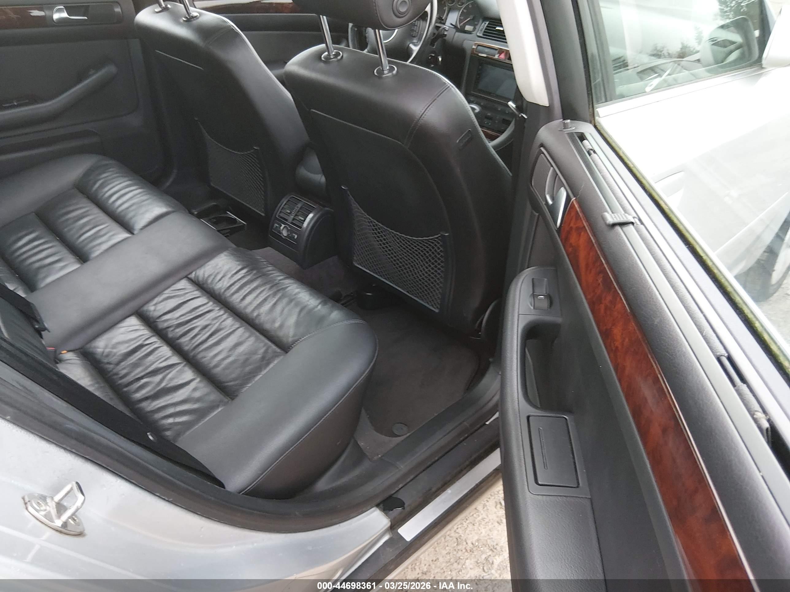 AUDI A6 image 8