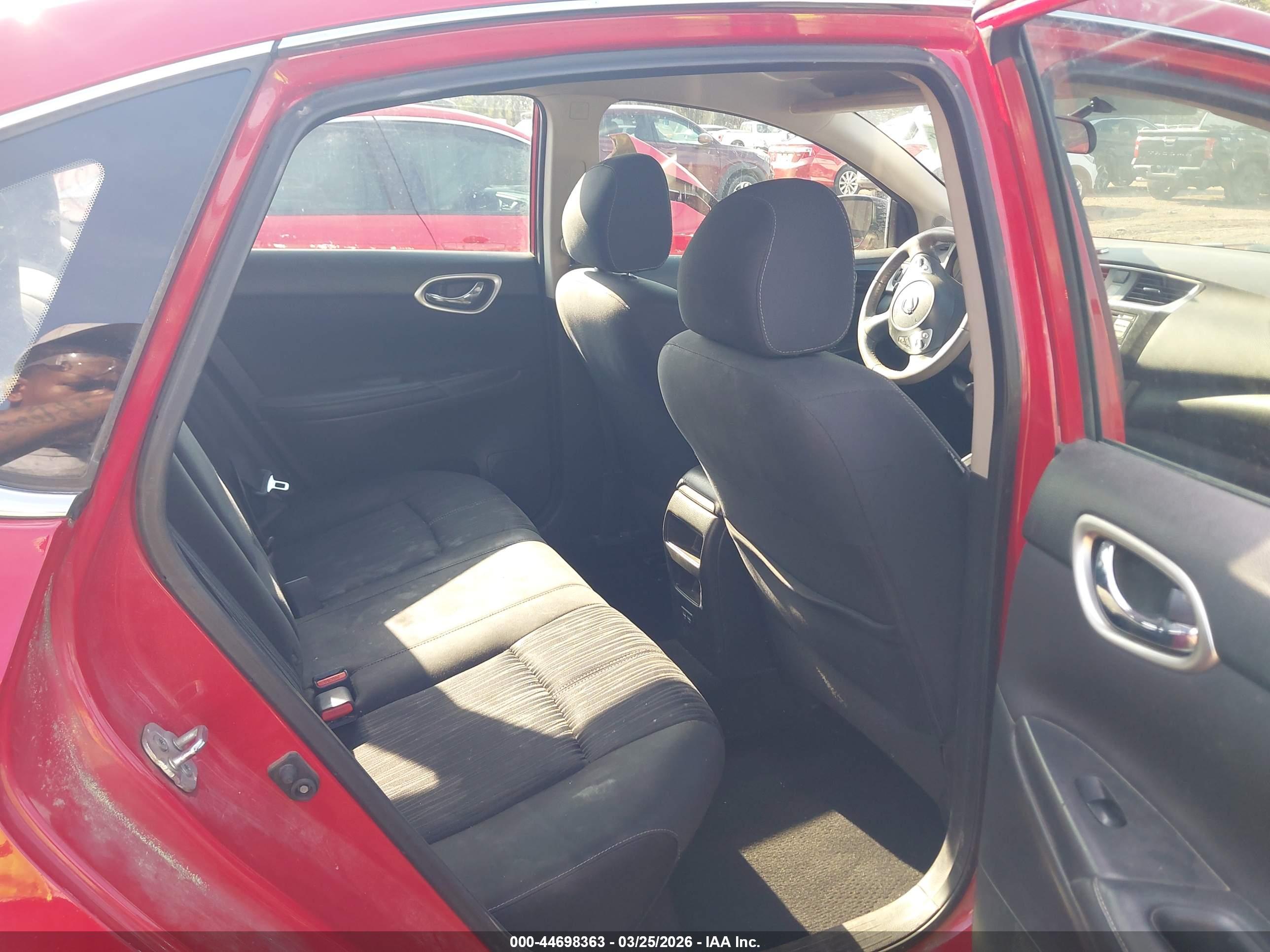 NISSAN SENTRA image 8